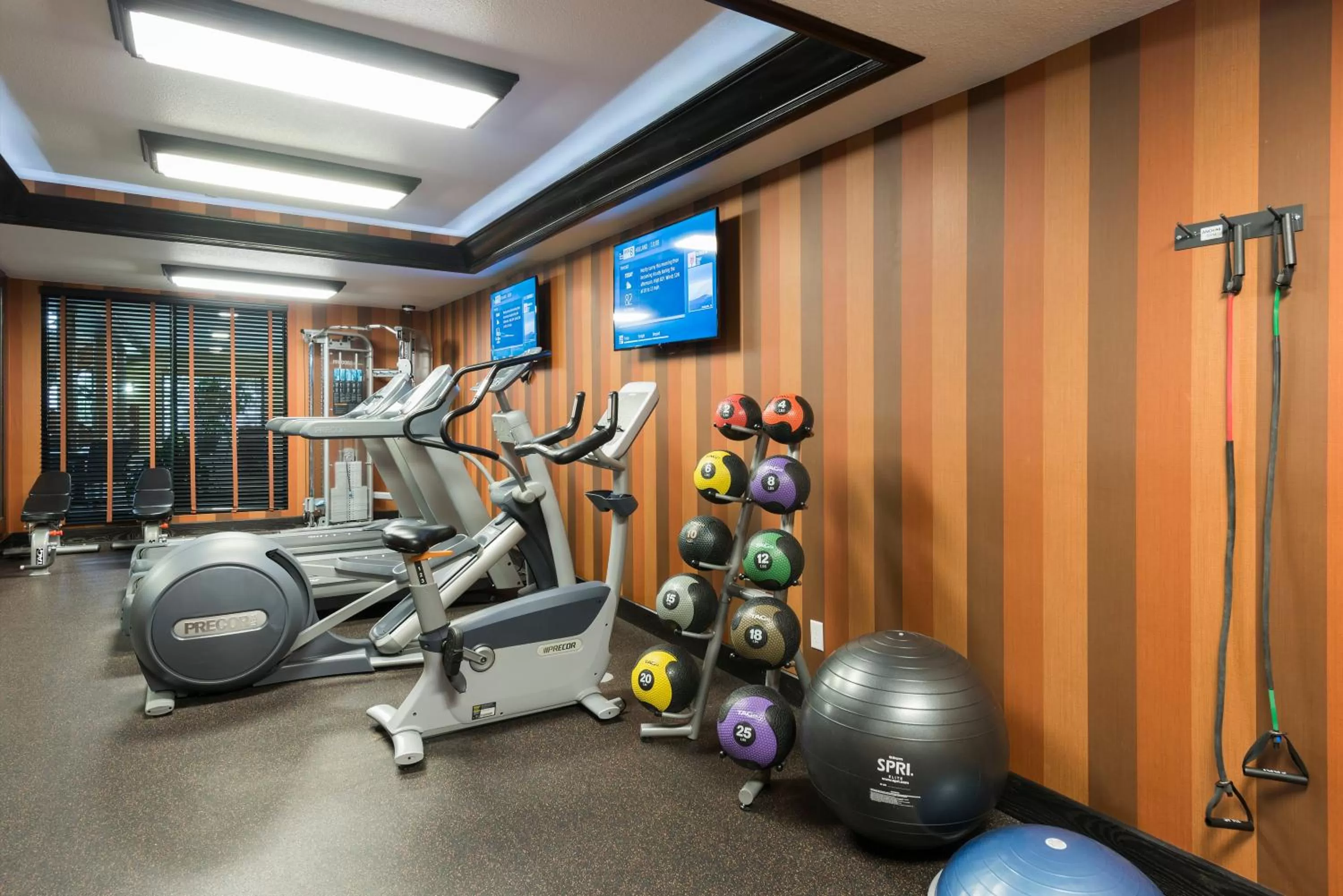Fitness centre/facilities in Holiday Inn Express Holland by IHG