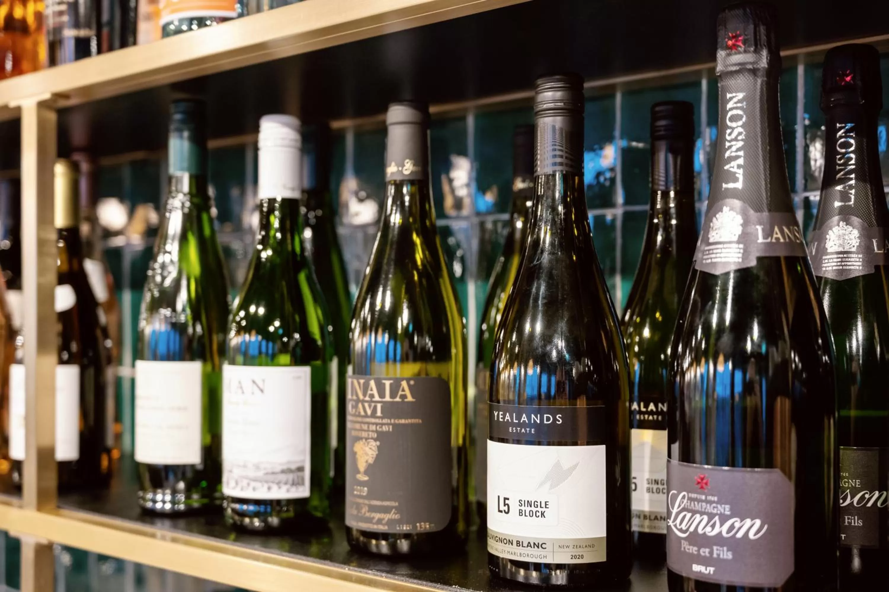 Lounge or bar in Wilde Aparthotels Manchester City Centre