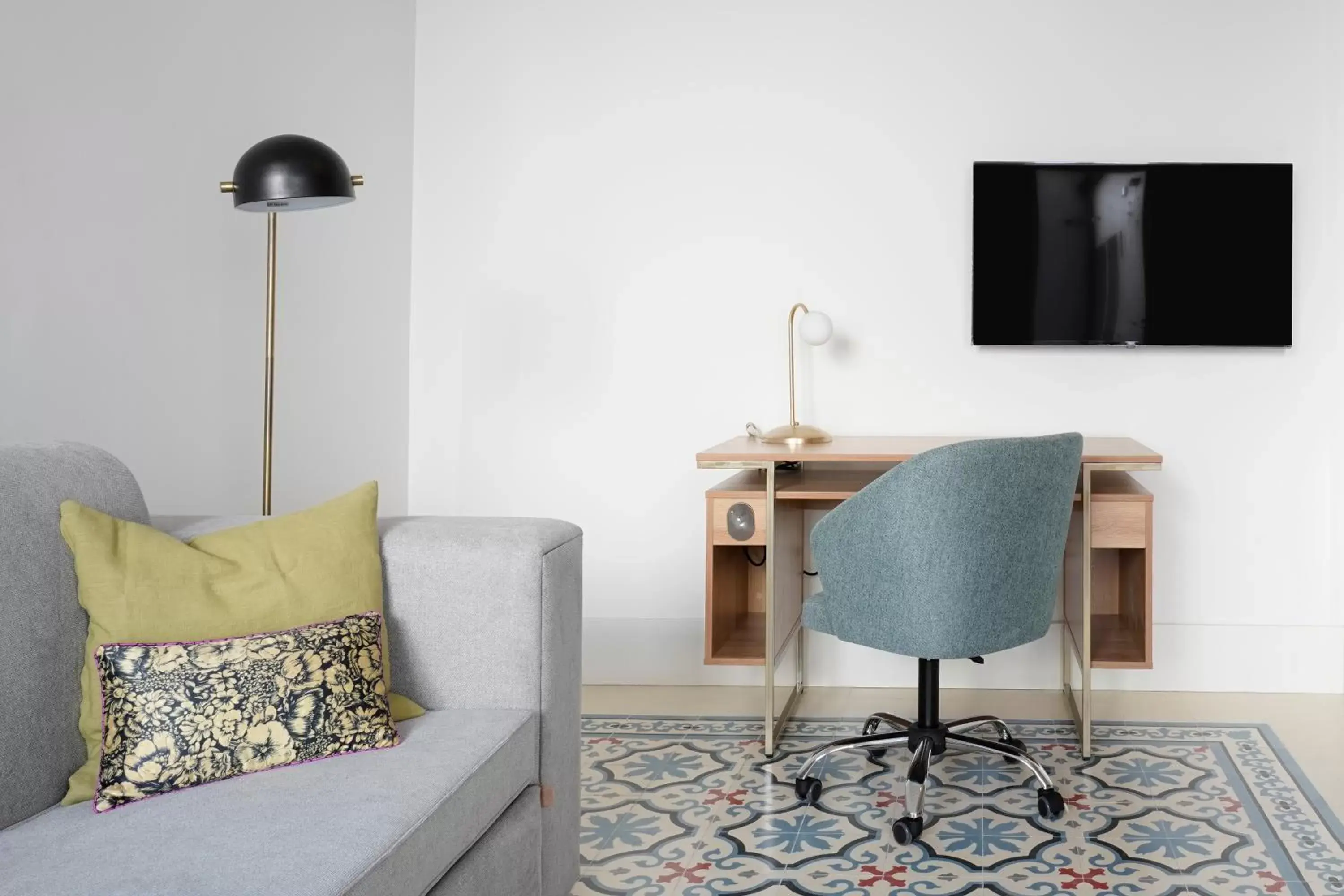 TV and multimedia, Seating Area in numa I Solea Apartments