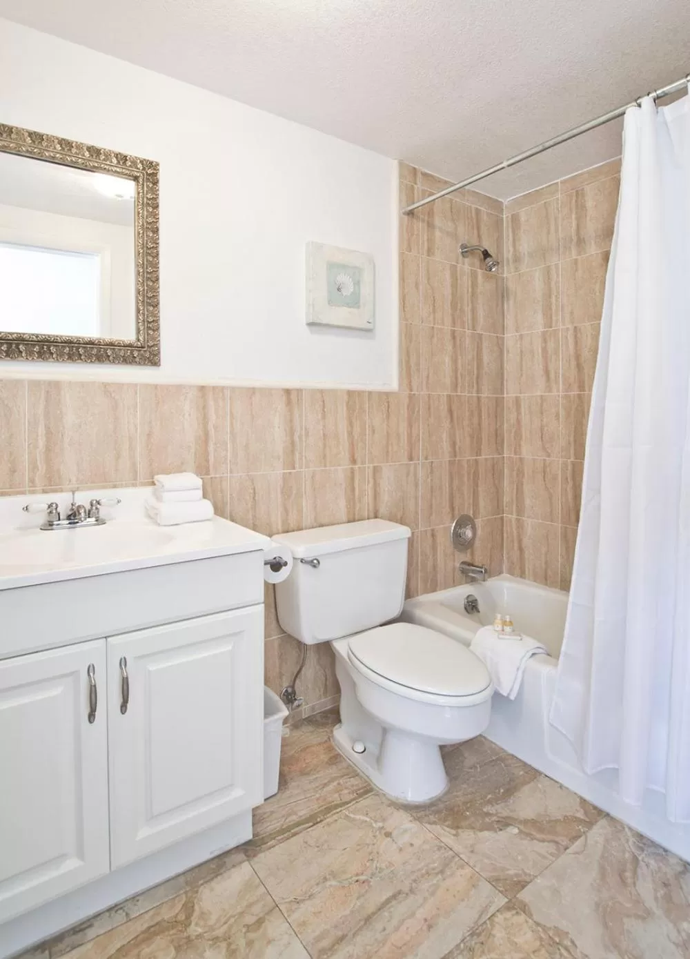 Bathroom in Ocean Lodge