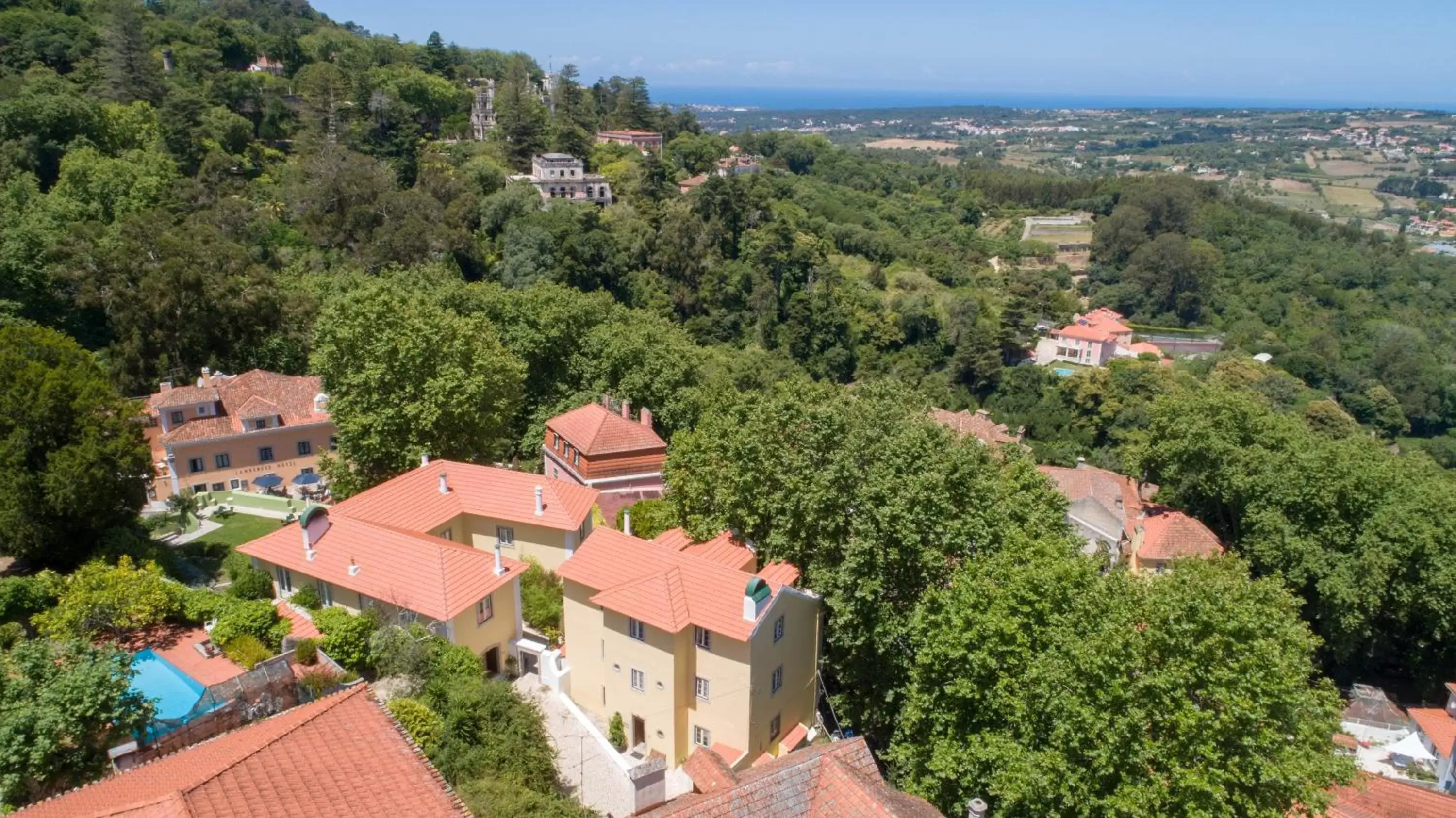 Property building, Bird's-eye View in Casa do Vinho Sintra Guest House