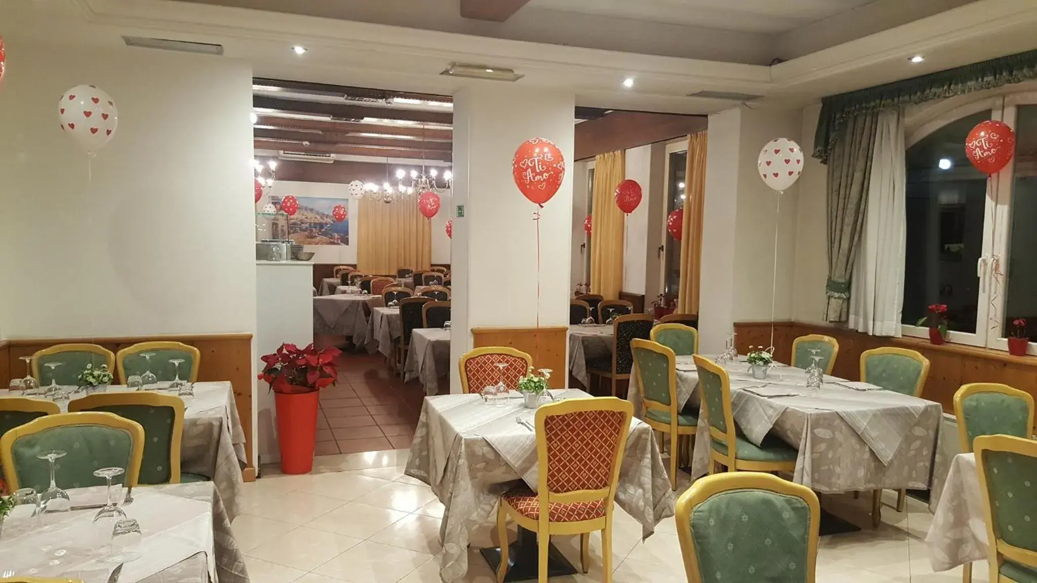 Restaurant/Places to Eat in Hotel Sant'Ilario