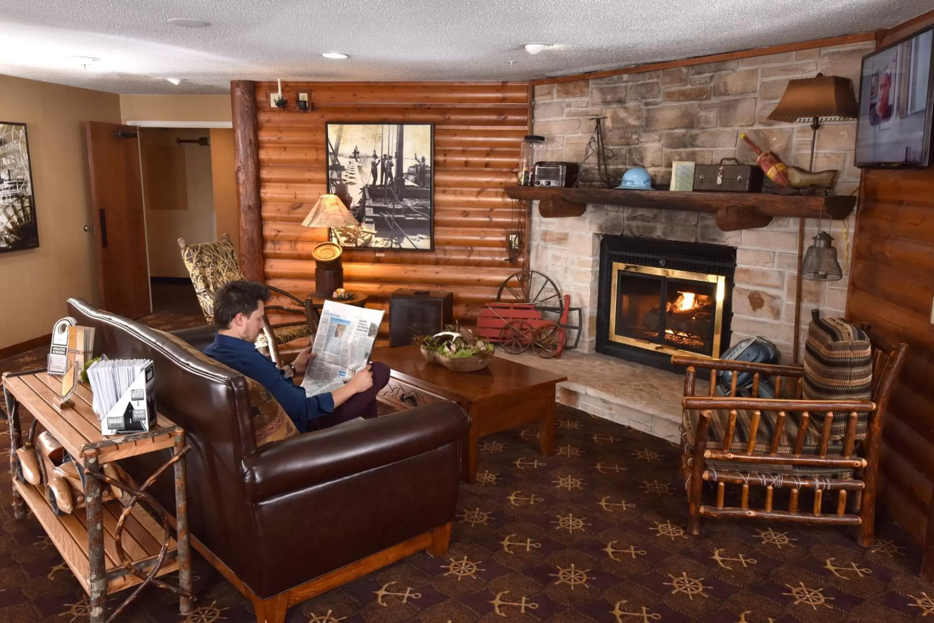 Lobby or reception, Lounge/Bar in Stoney Creek Inn Quincy