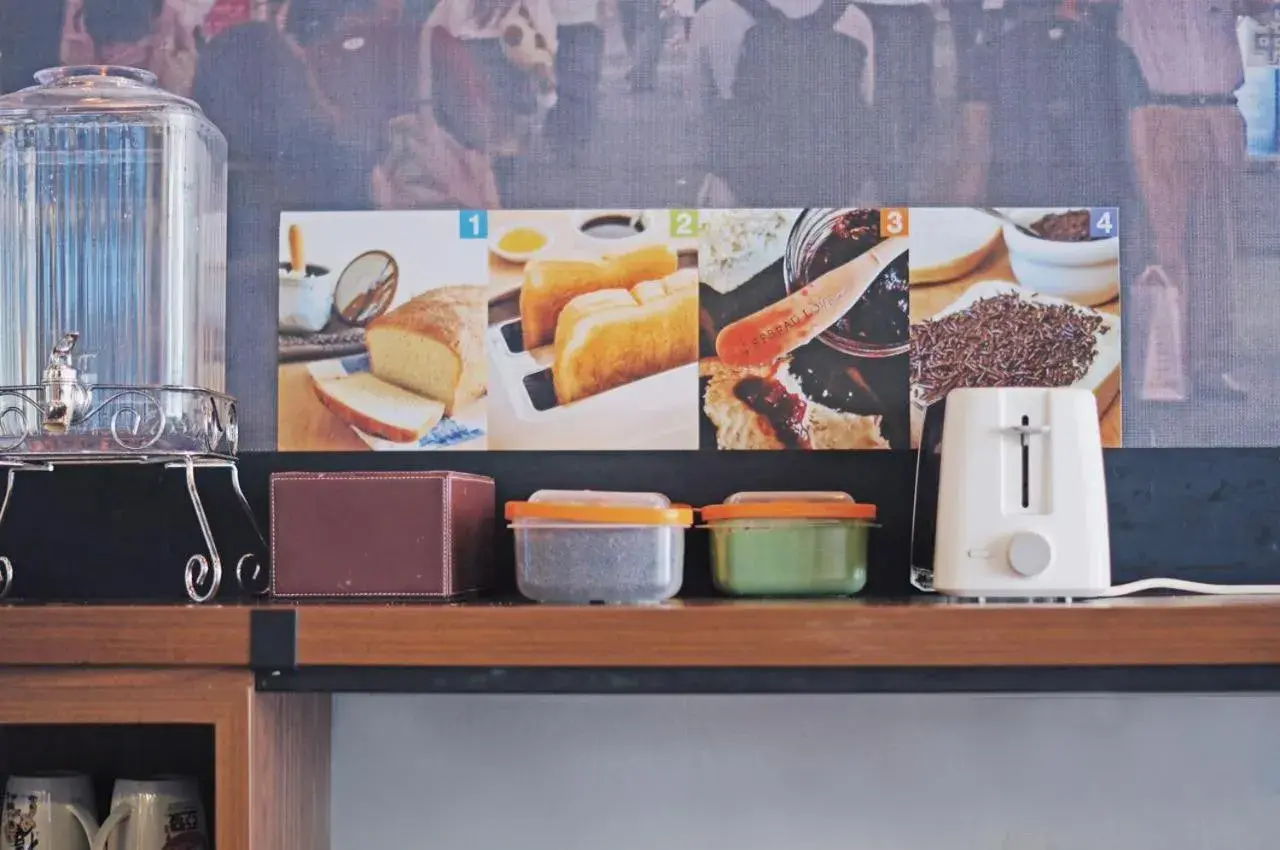 Livinn Hostels Gubeng Station Surabaya Livinn Hostels Gubeng Station Surabaya