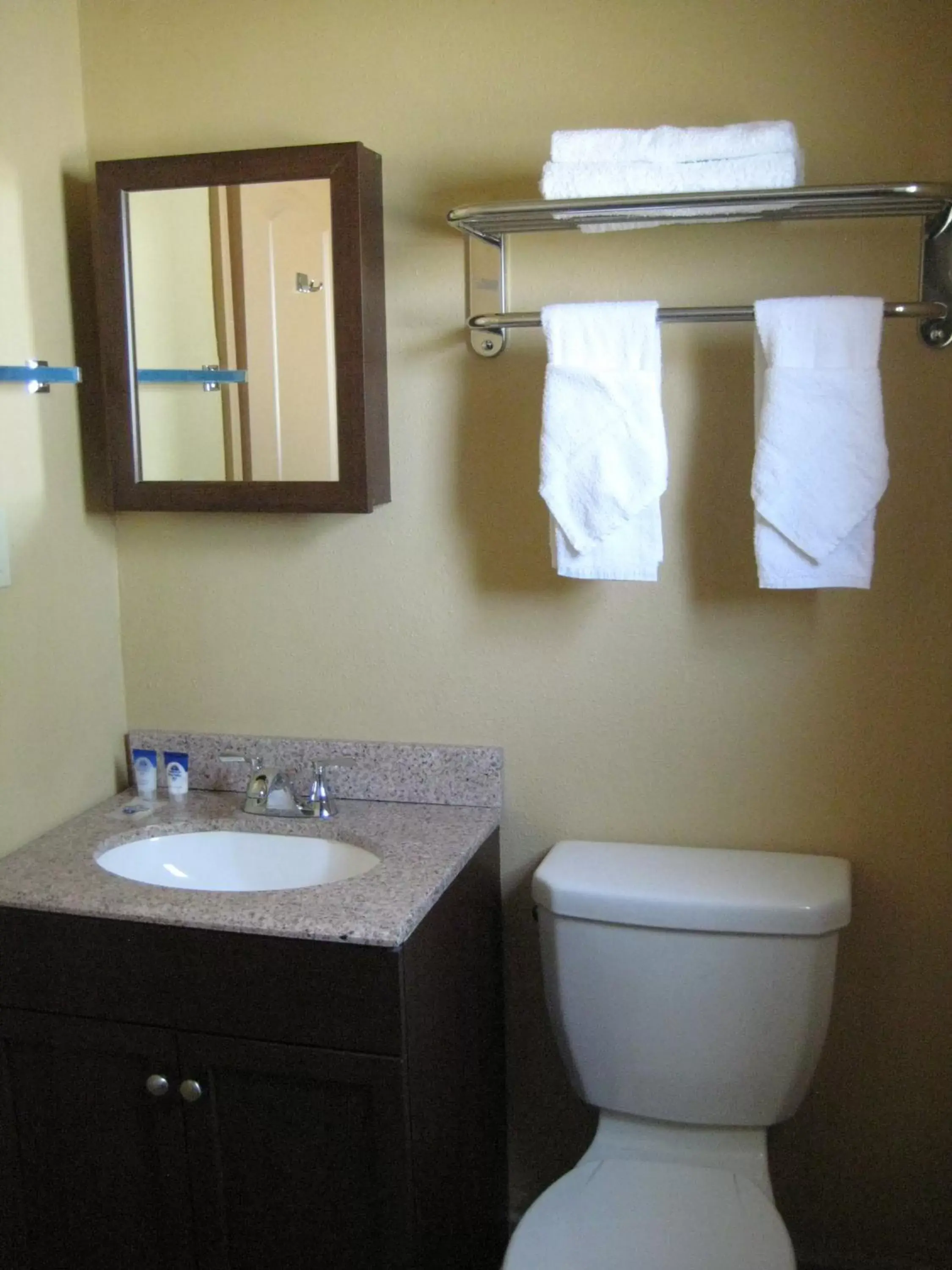 Bathroom in Americas Best Value Inn - Porterville