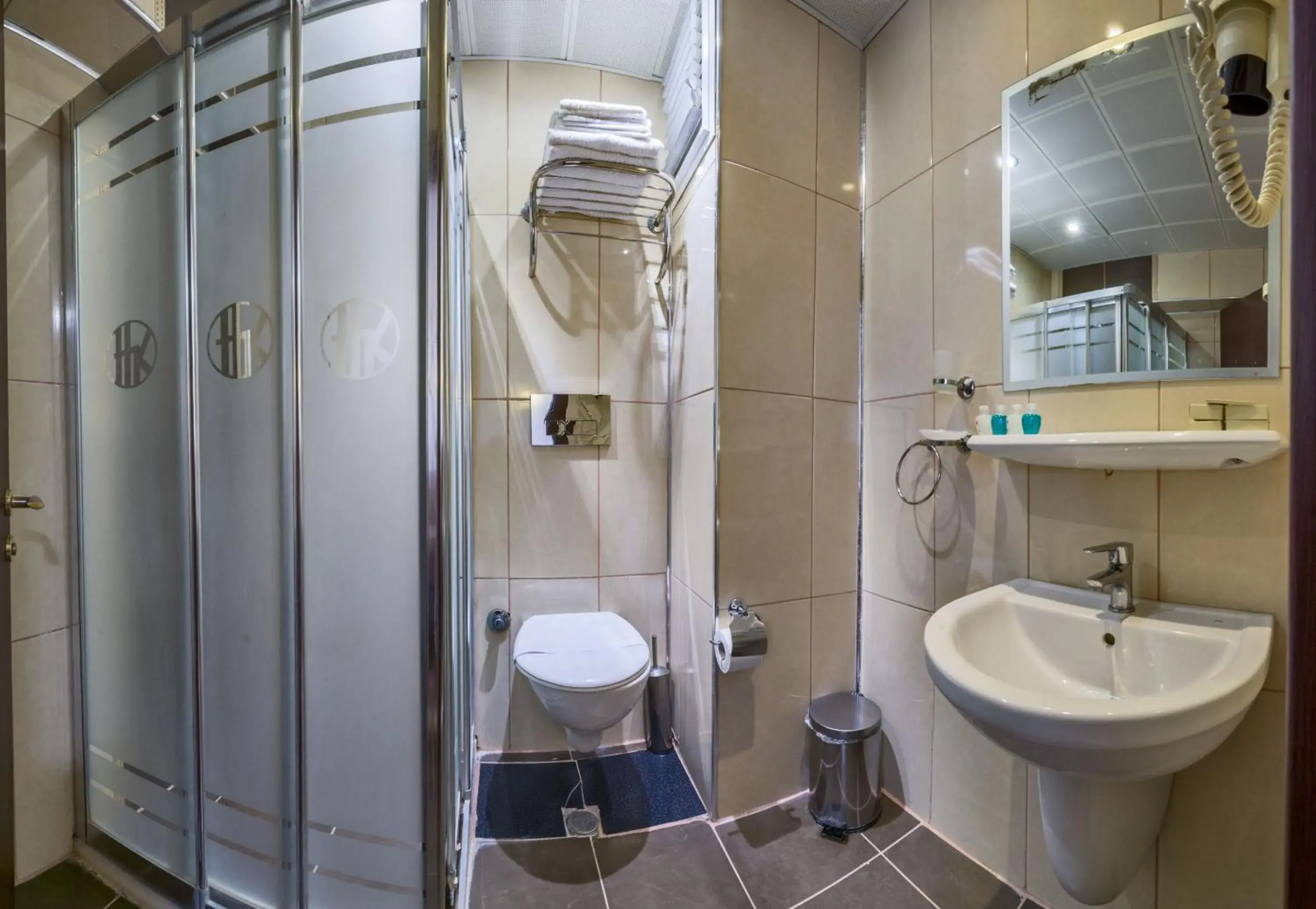 Bathroom in Kuran Hotel International