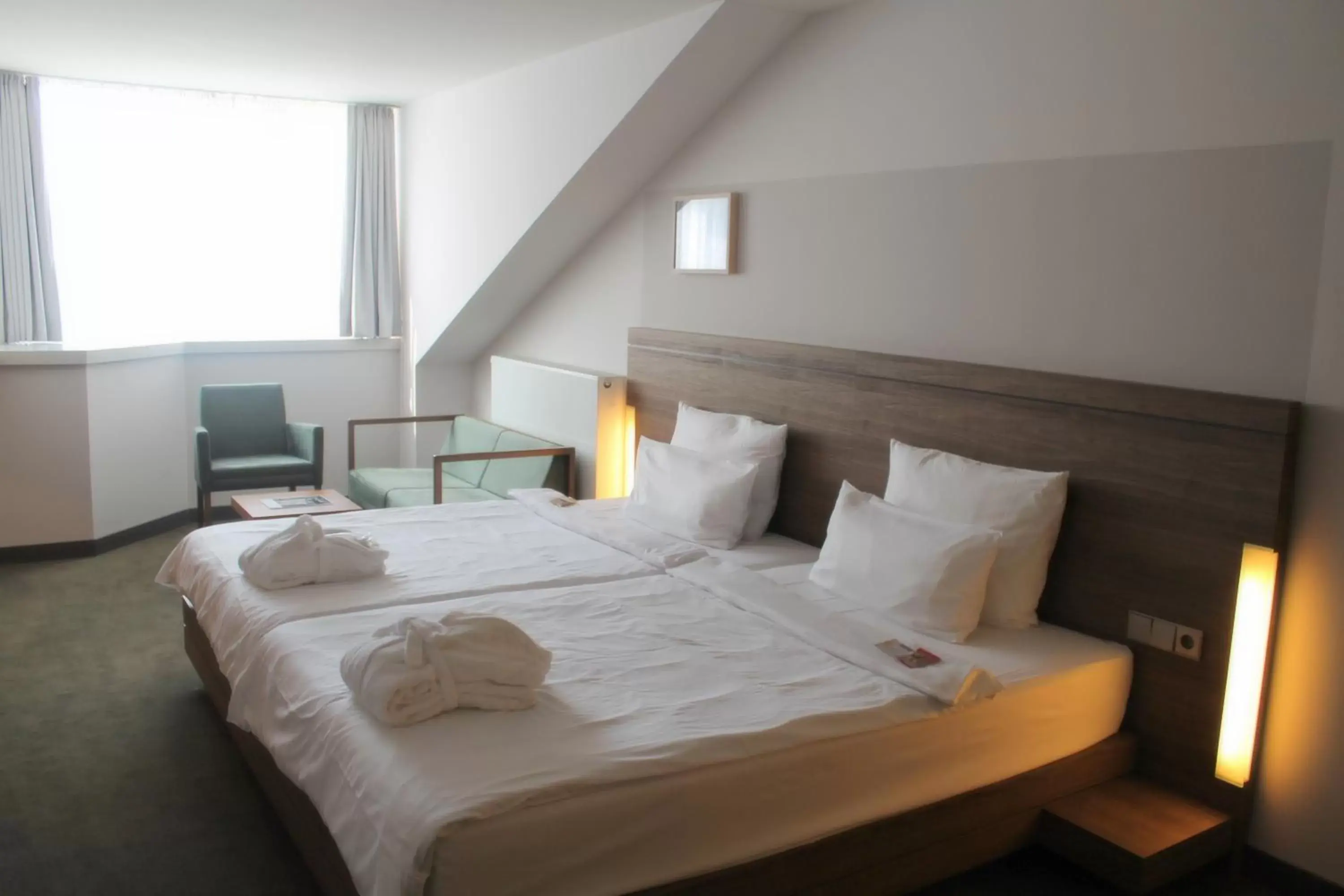 Bedroom, Bed in Hotel Stadtpalais
