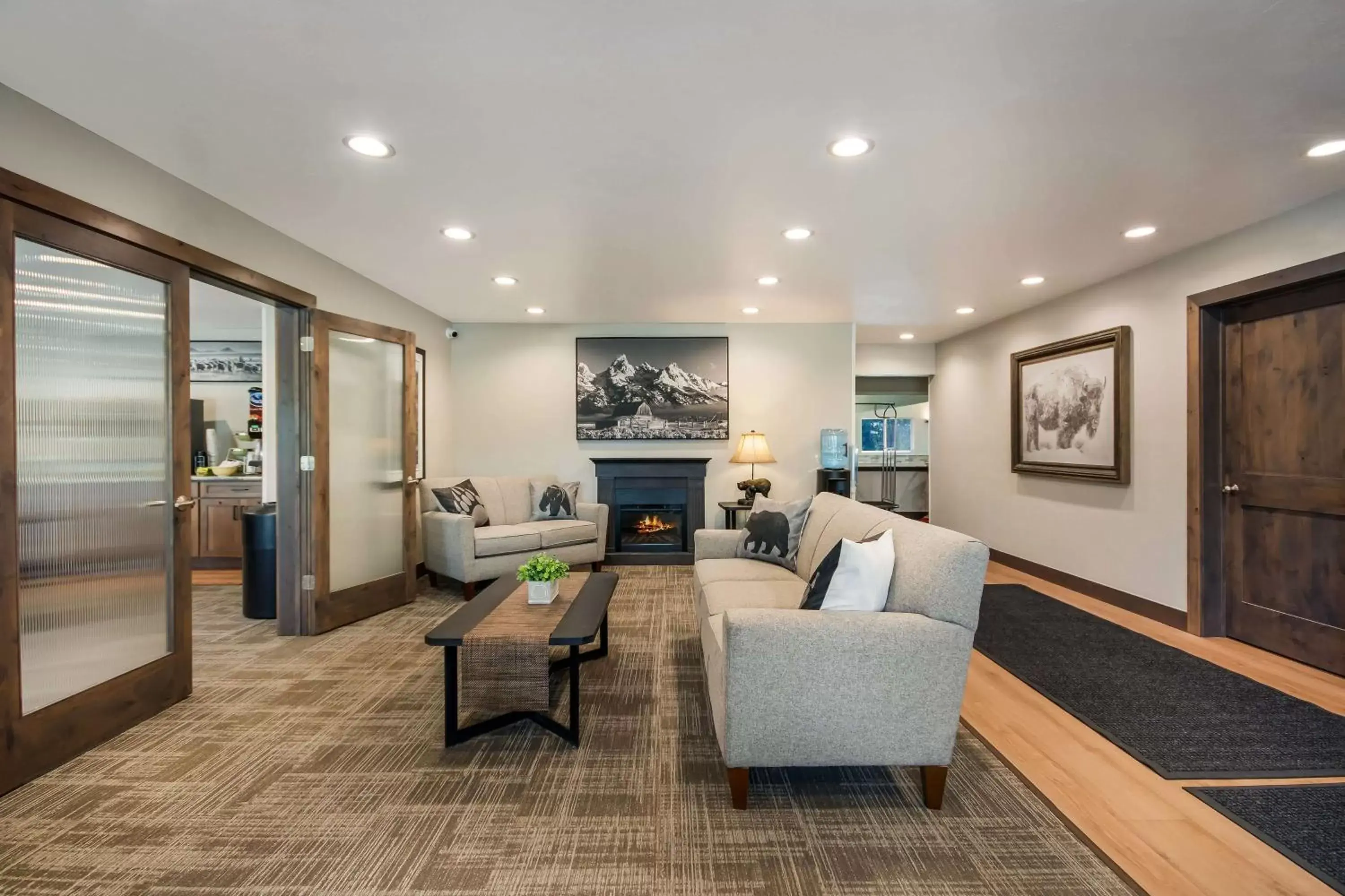 Lobby or reception, Seating Area in SureStay Plus Hotel by Best Western Rexburg