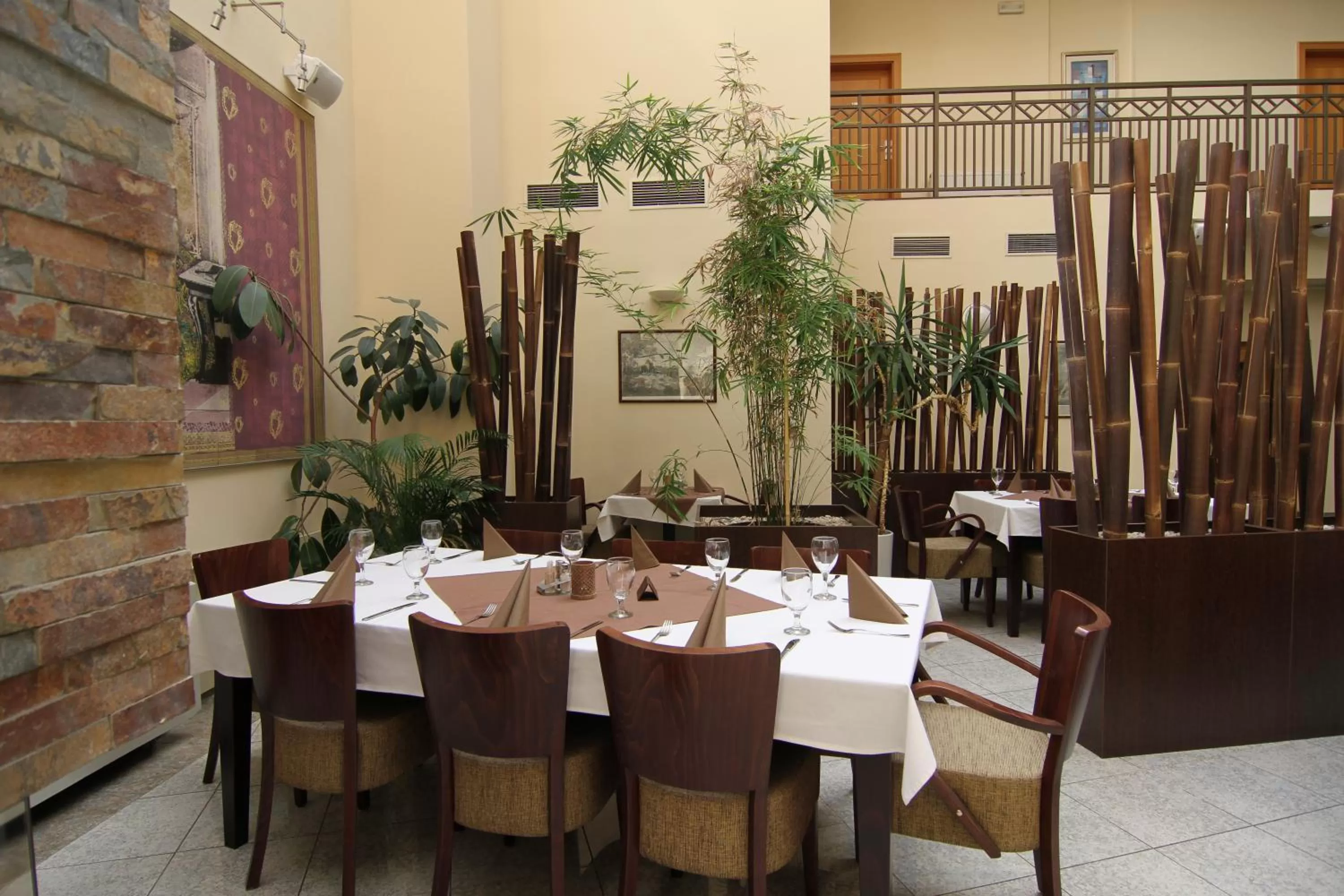 Restaurant/places to eat in Hotel Theresia
