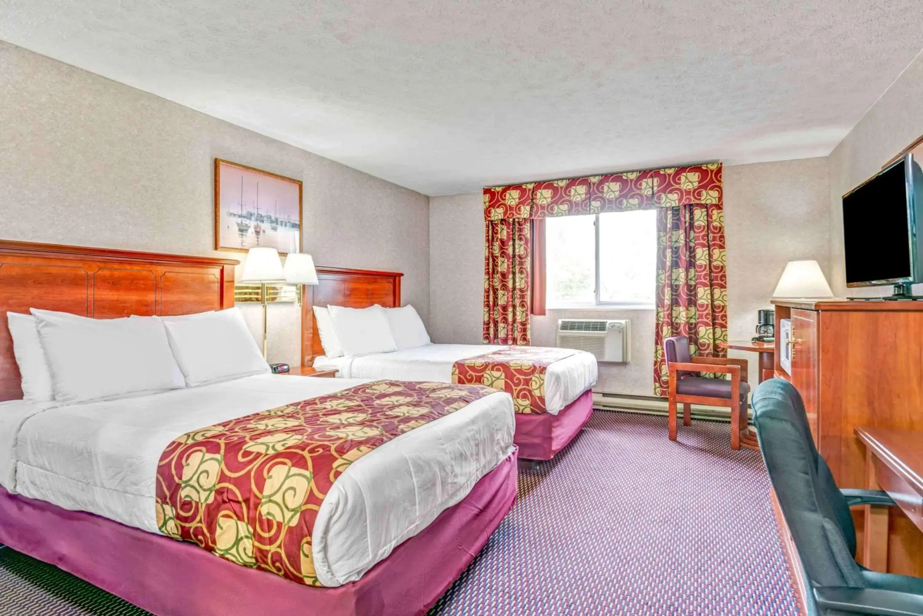 Business Double Room - Non-Smoking in Days Inn by Wyndham Airport/Maine Mall