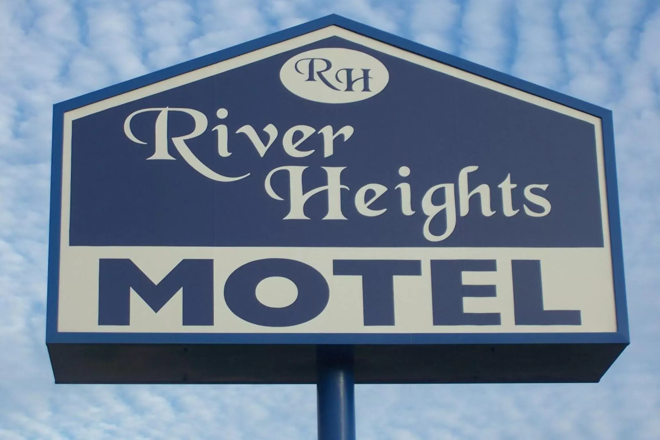 Property Logo/Sign in River Heights Motel