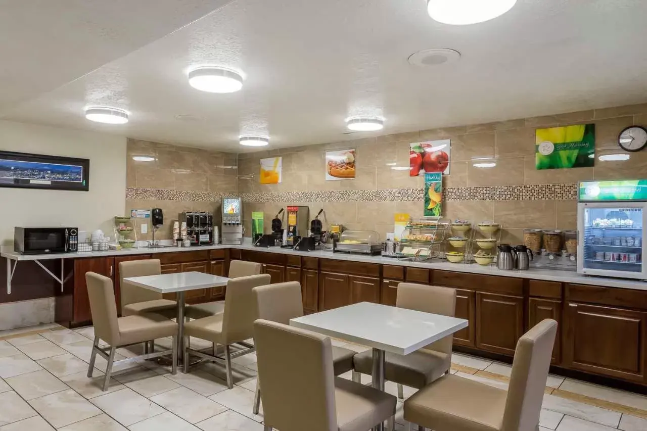 Restaurant/Places to Eat in Comfort Inn Murray – Salt Lake City South