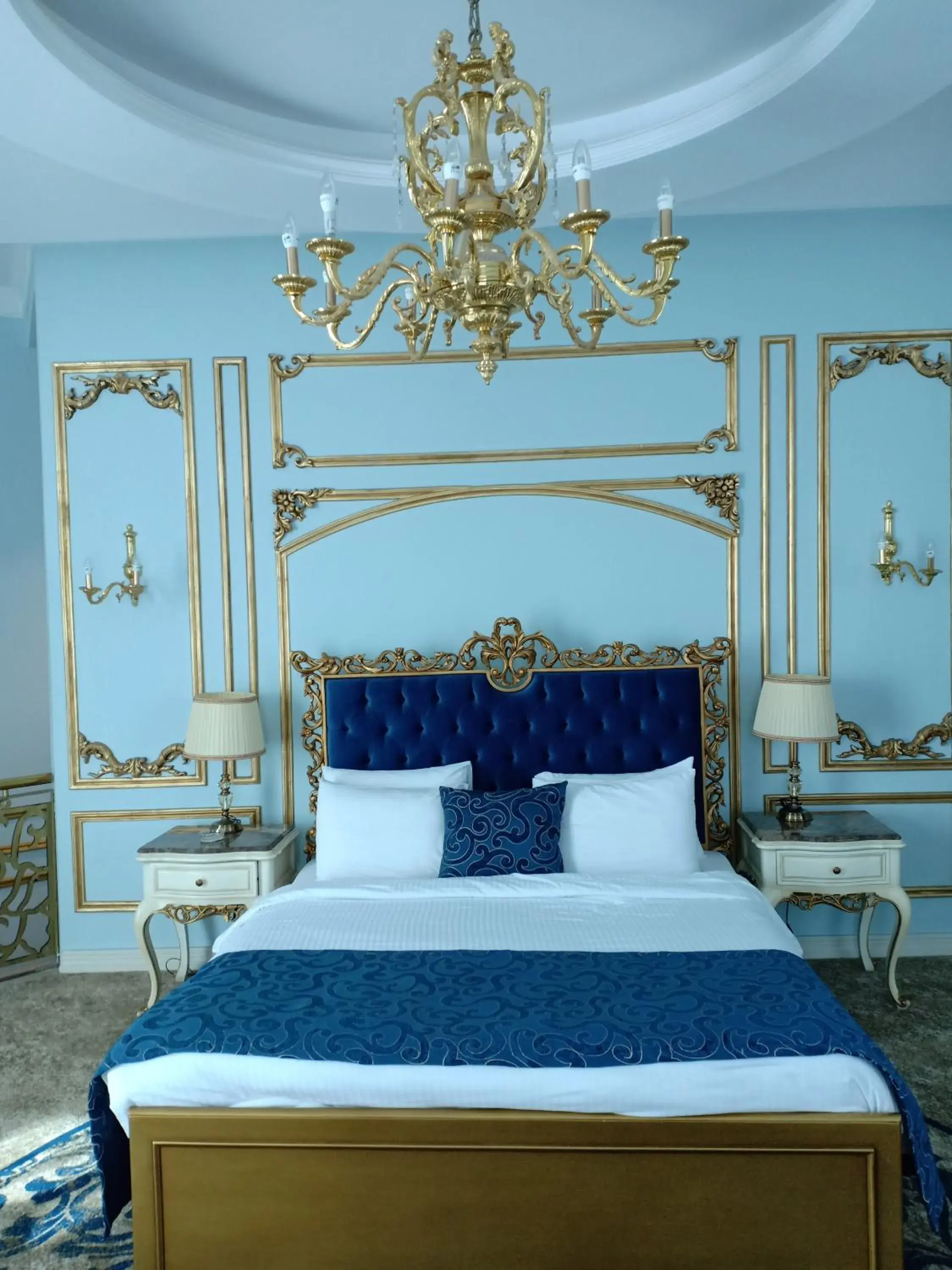 Bed in Tolip Golden Plaza
