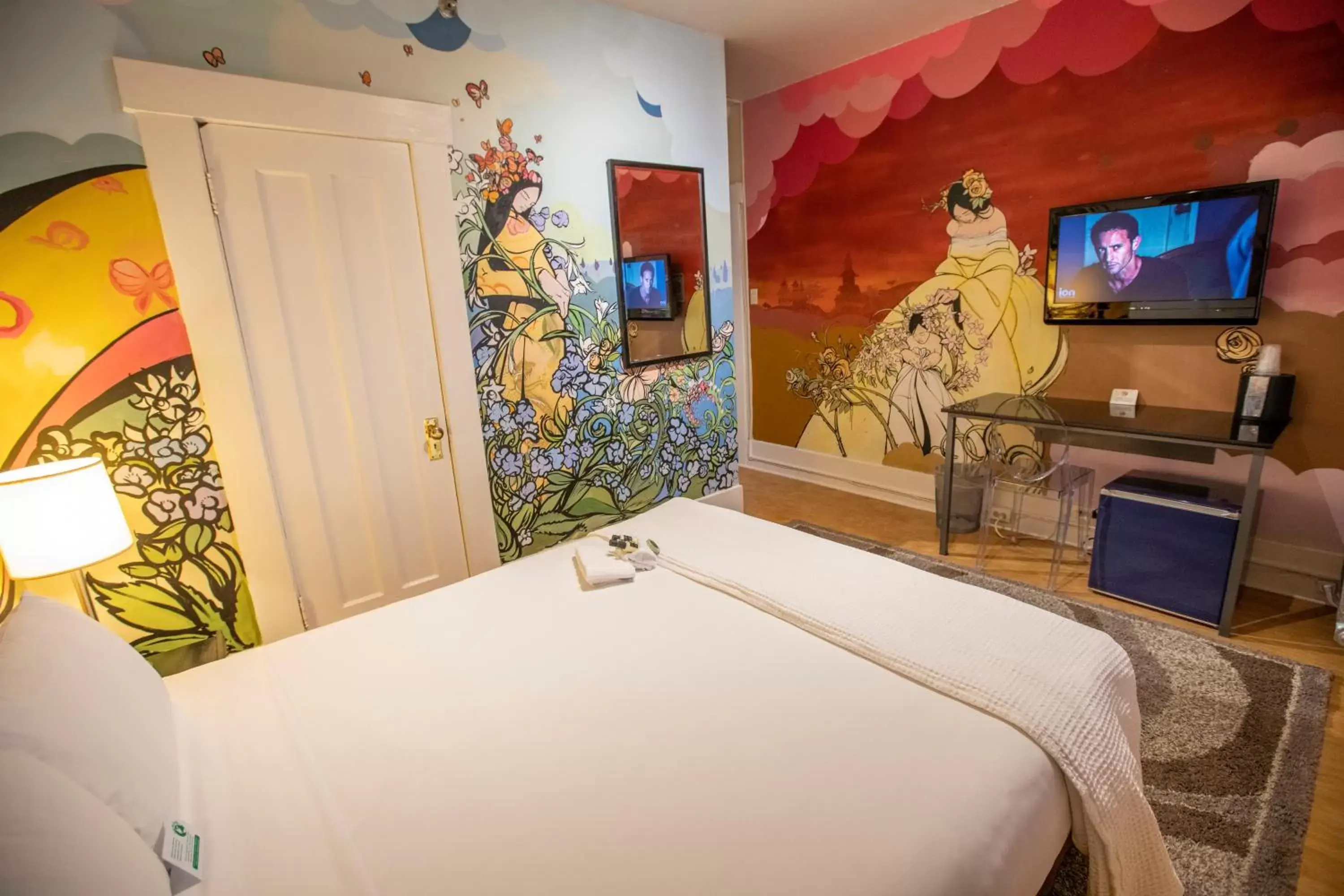 Bedroom, Bed in Hotel Des Arts Bedroom, Bed in Hotel Des Arts