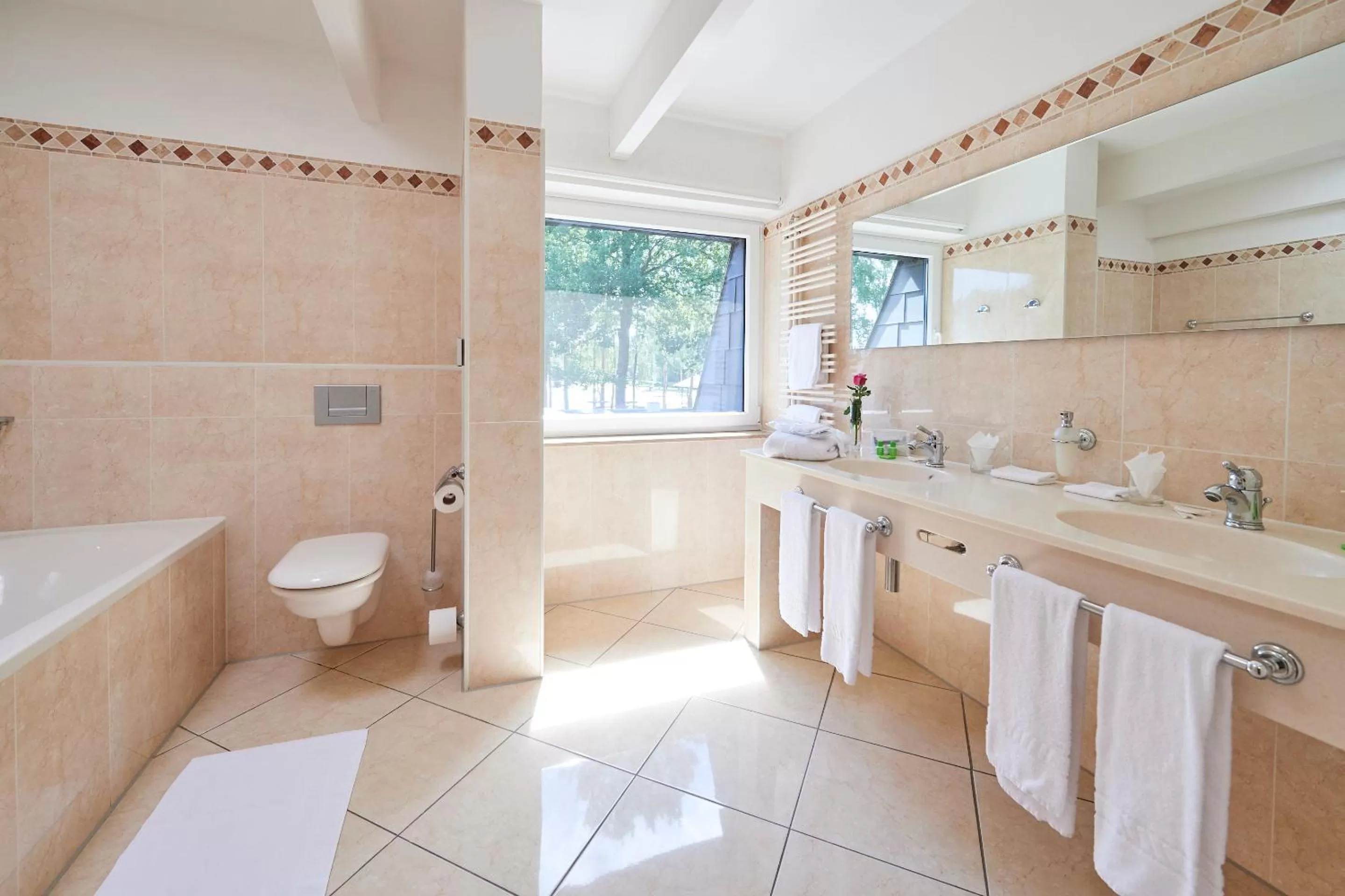 Bathroom in Seehotel am Tankumsee