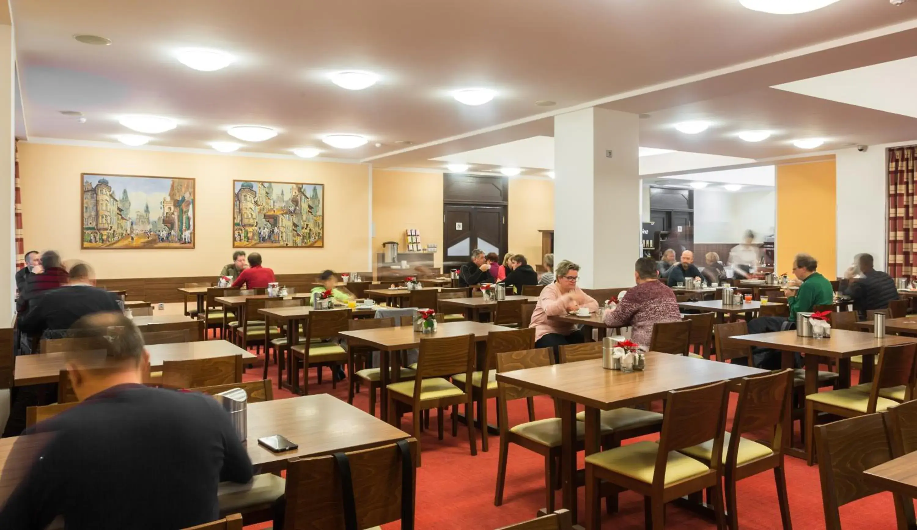 People, Restaurant/Places to Eat in Hotel Globus