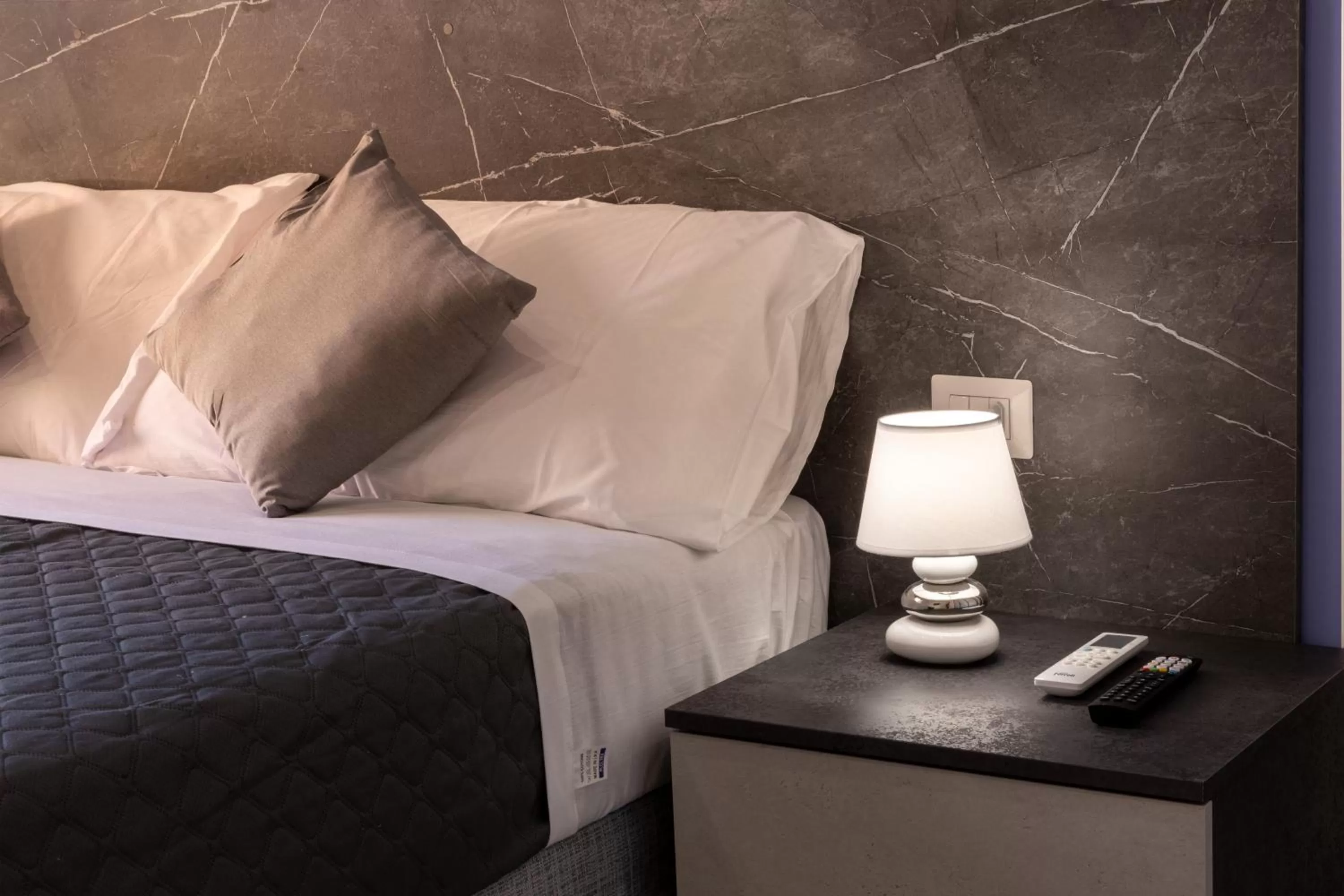 Bed in Partenope Guest House