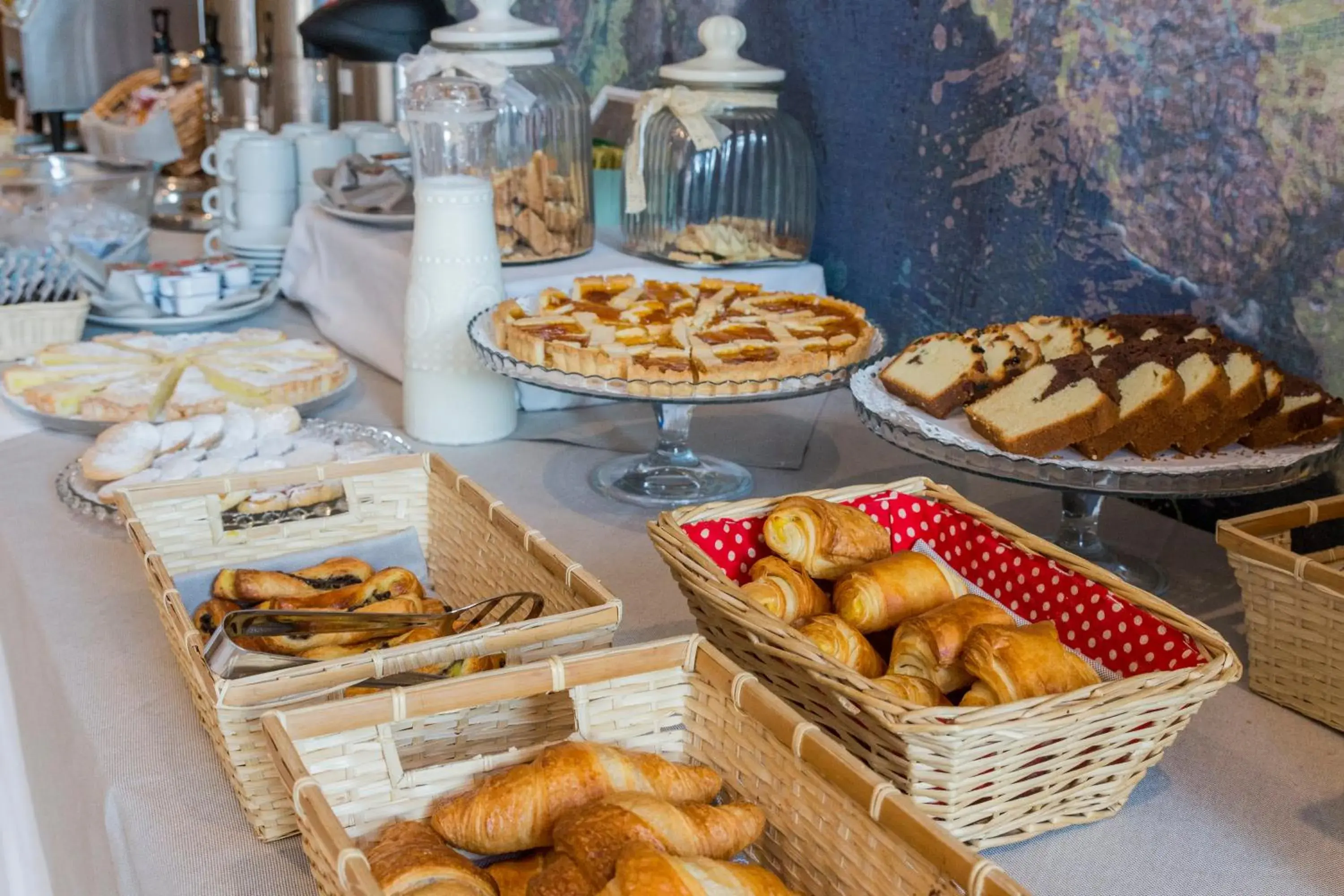 Buffet breakfast in Mediterraneo Emotional Hotel & Spa