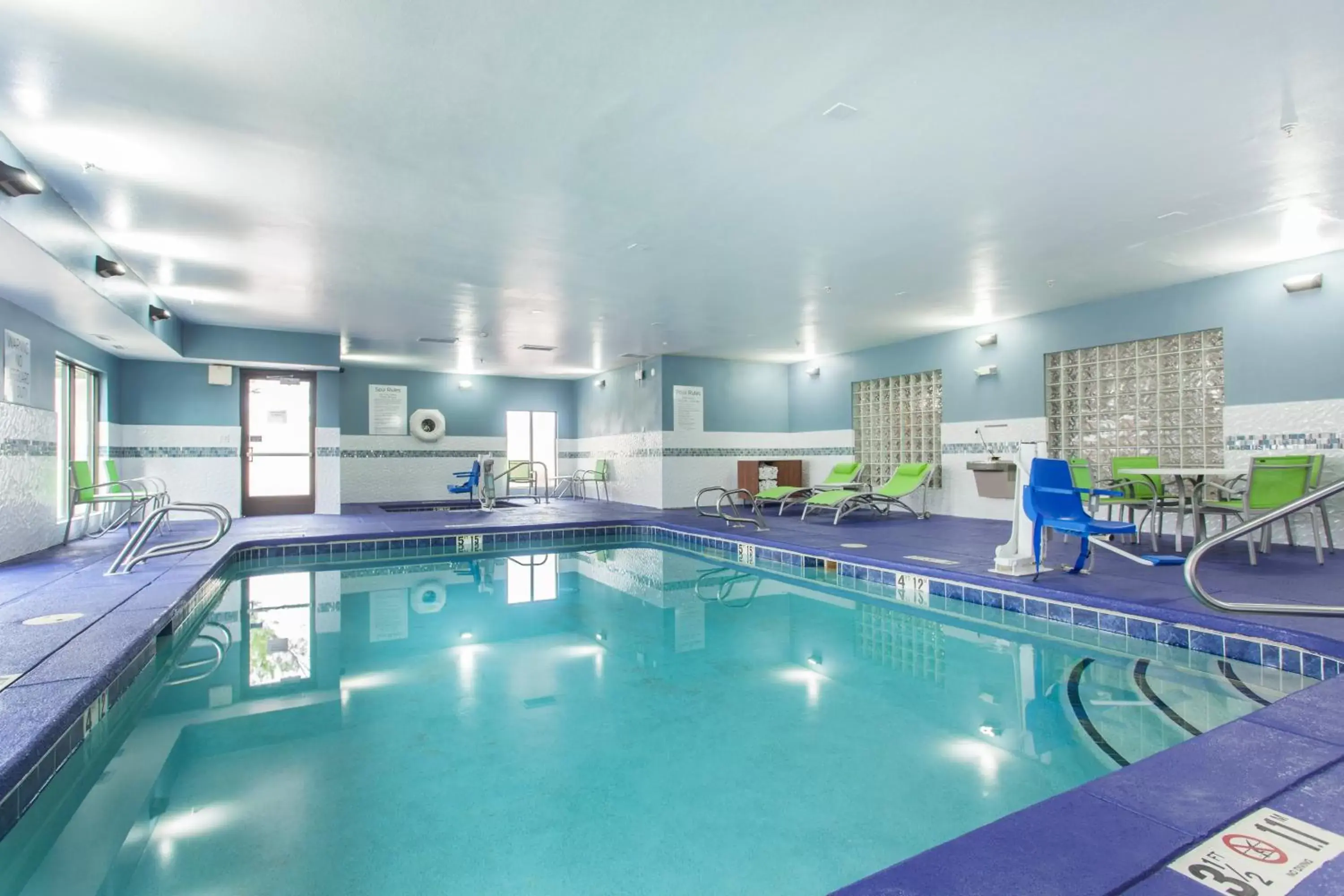 Swimming Pool in Holiday Inn Express & Suites - Santa Fe, an IHG Hotel