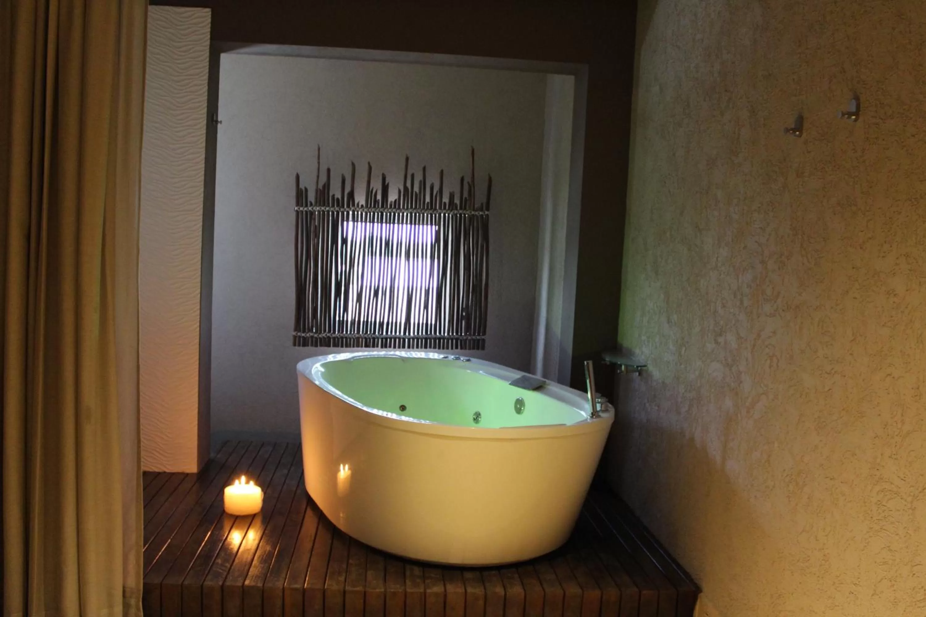 Hot Tub in GHL Hotel Monteria