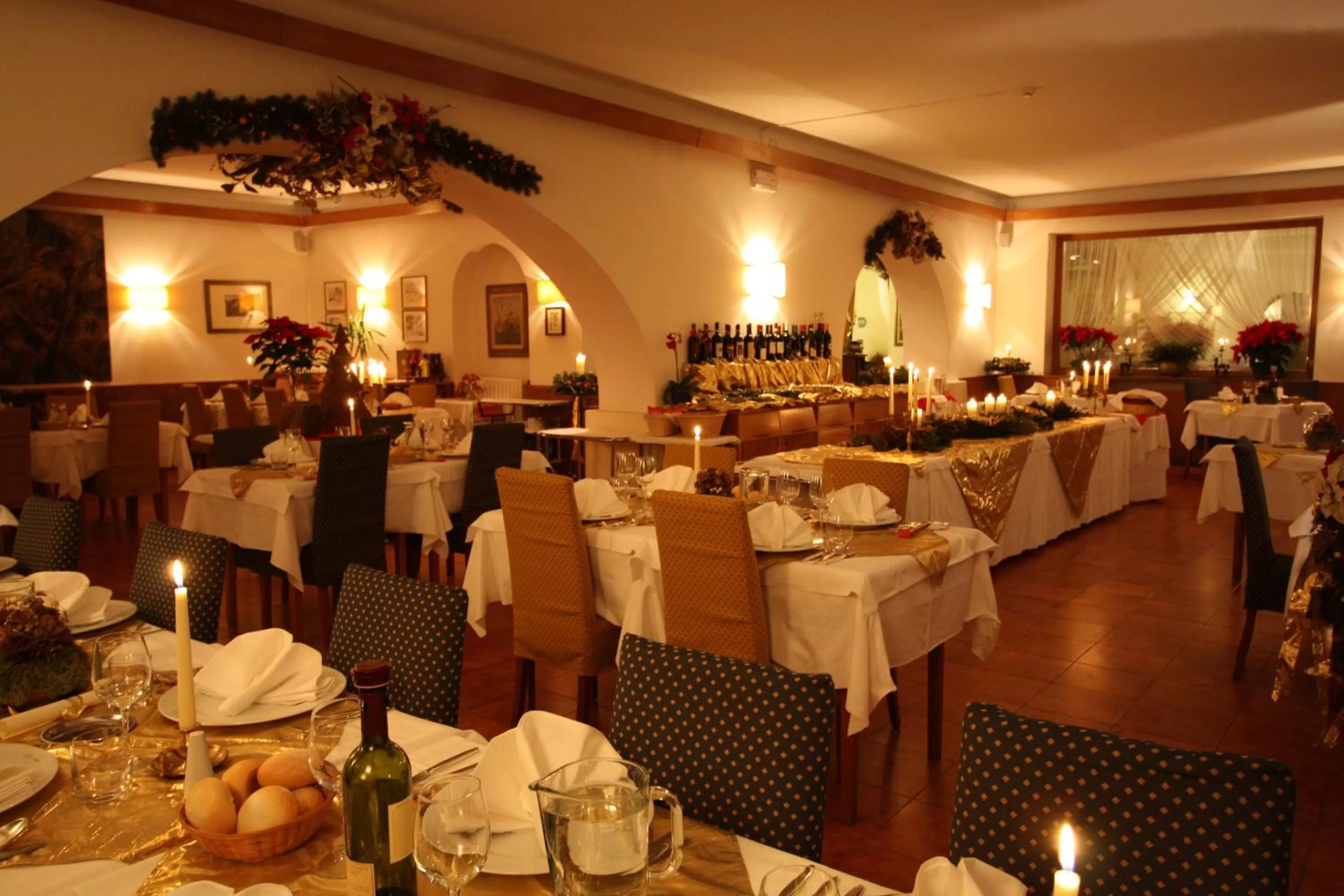 Restaurant/places to eat in Hotel Trieste