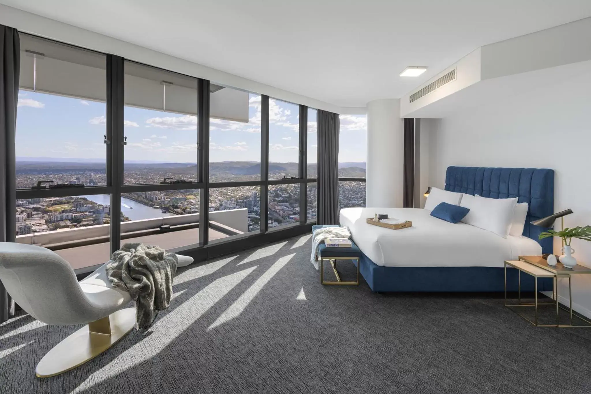 Bed in Meriton Suites Herschel Street, Brisbane