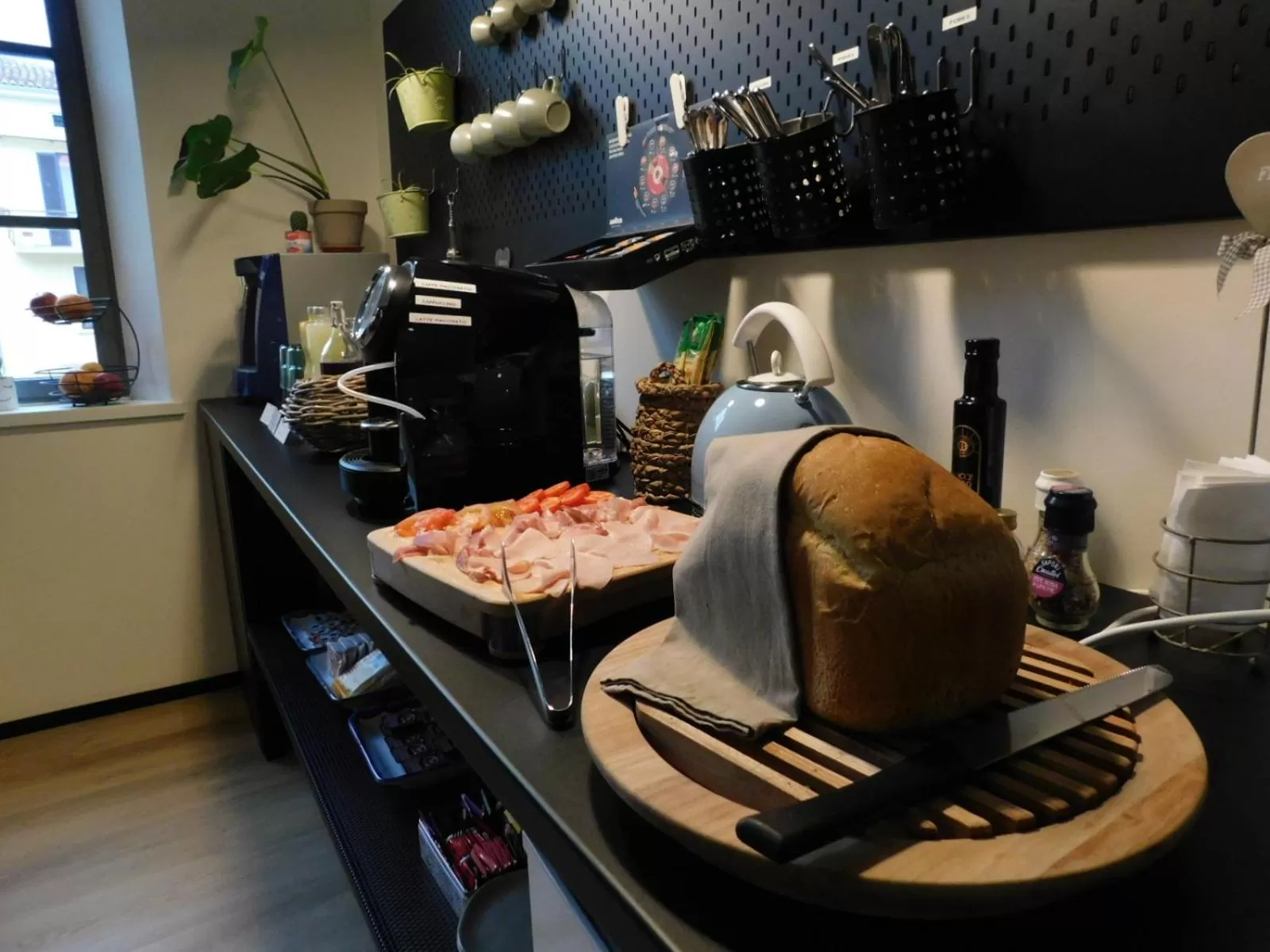 Buffet breakfast in Piumaviola Beds & Apartments