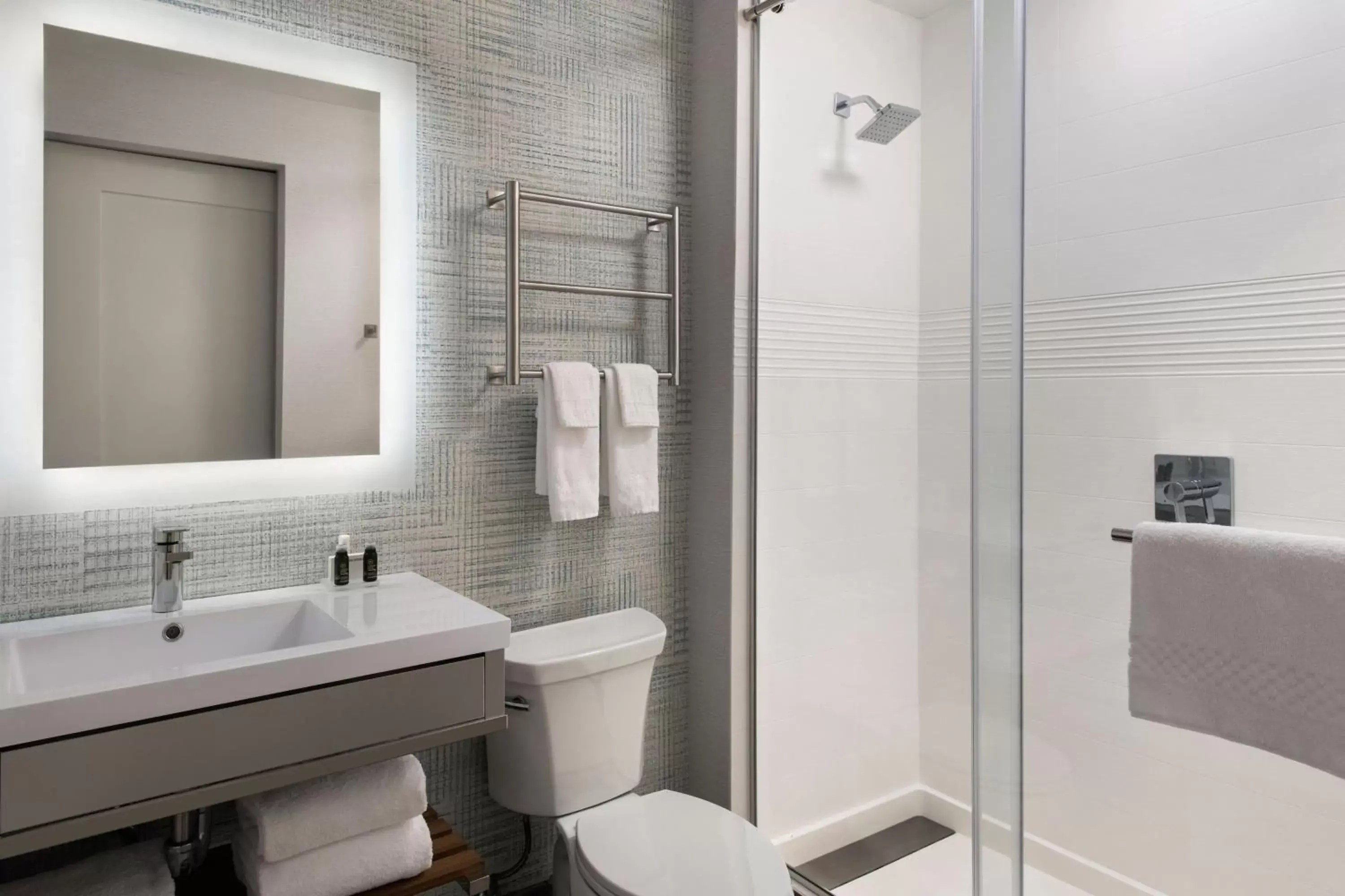 Bathroom in TownePlace Suites by Marriott New York Brooklyn