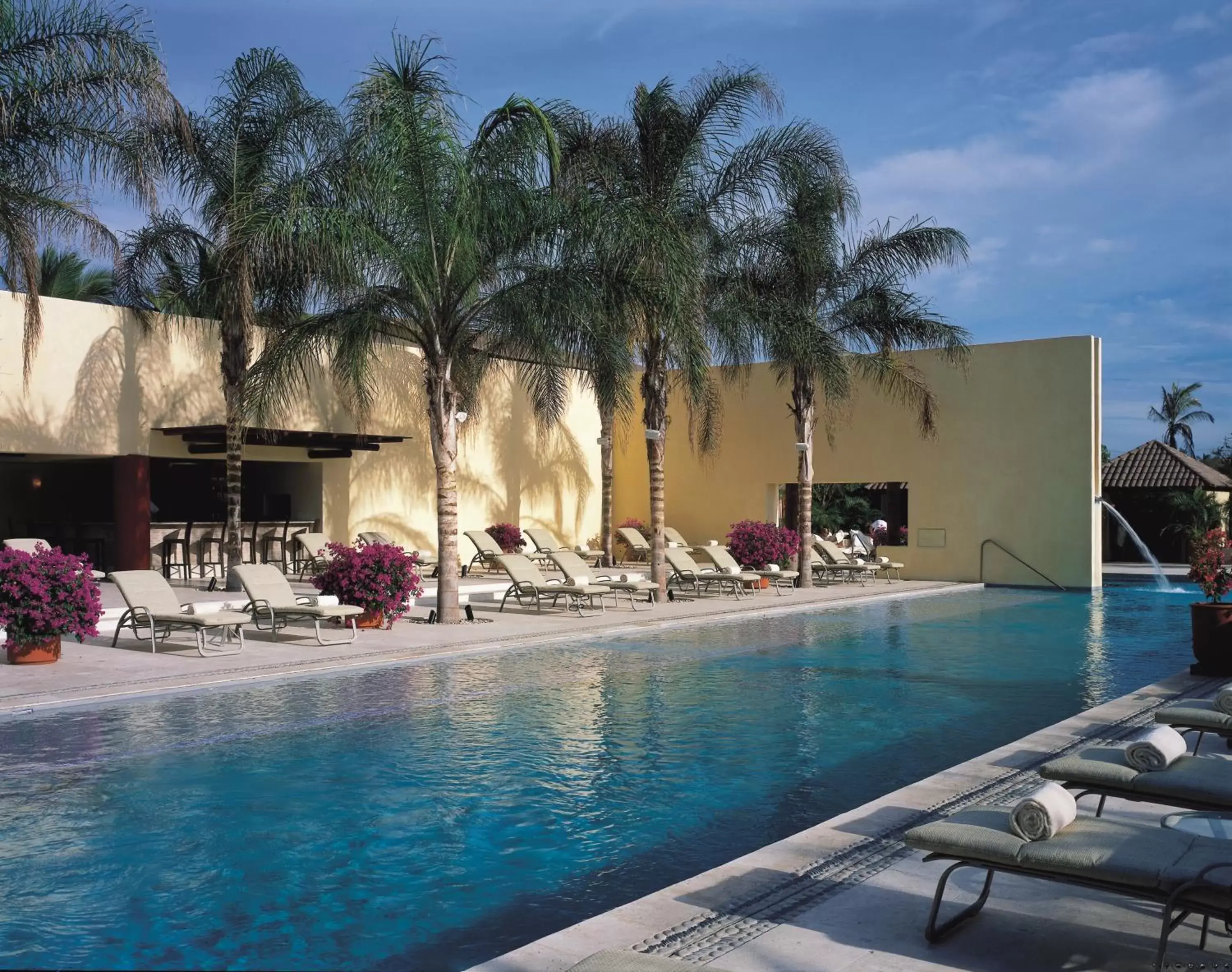 Swimming pool, Property Building in Four Seasons Resort Punta Mita
