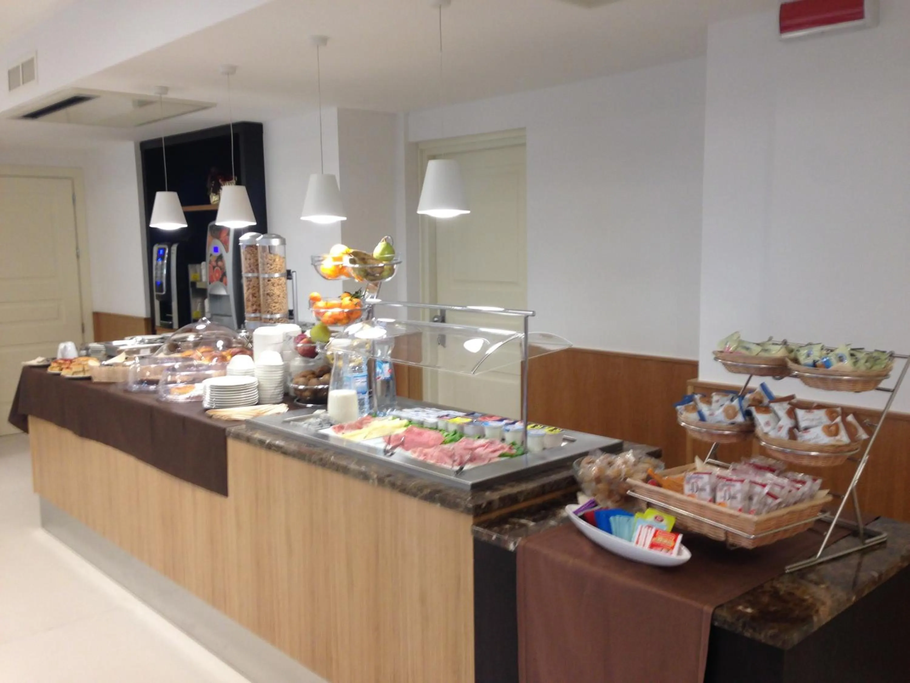 Restaurant/places to eat in Villa Eva Hotel