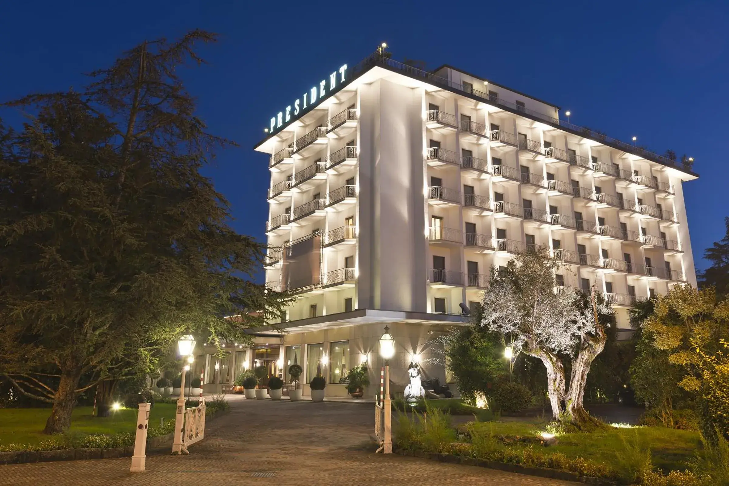 Facade/entrance, Property Building in Hotel President Terme