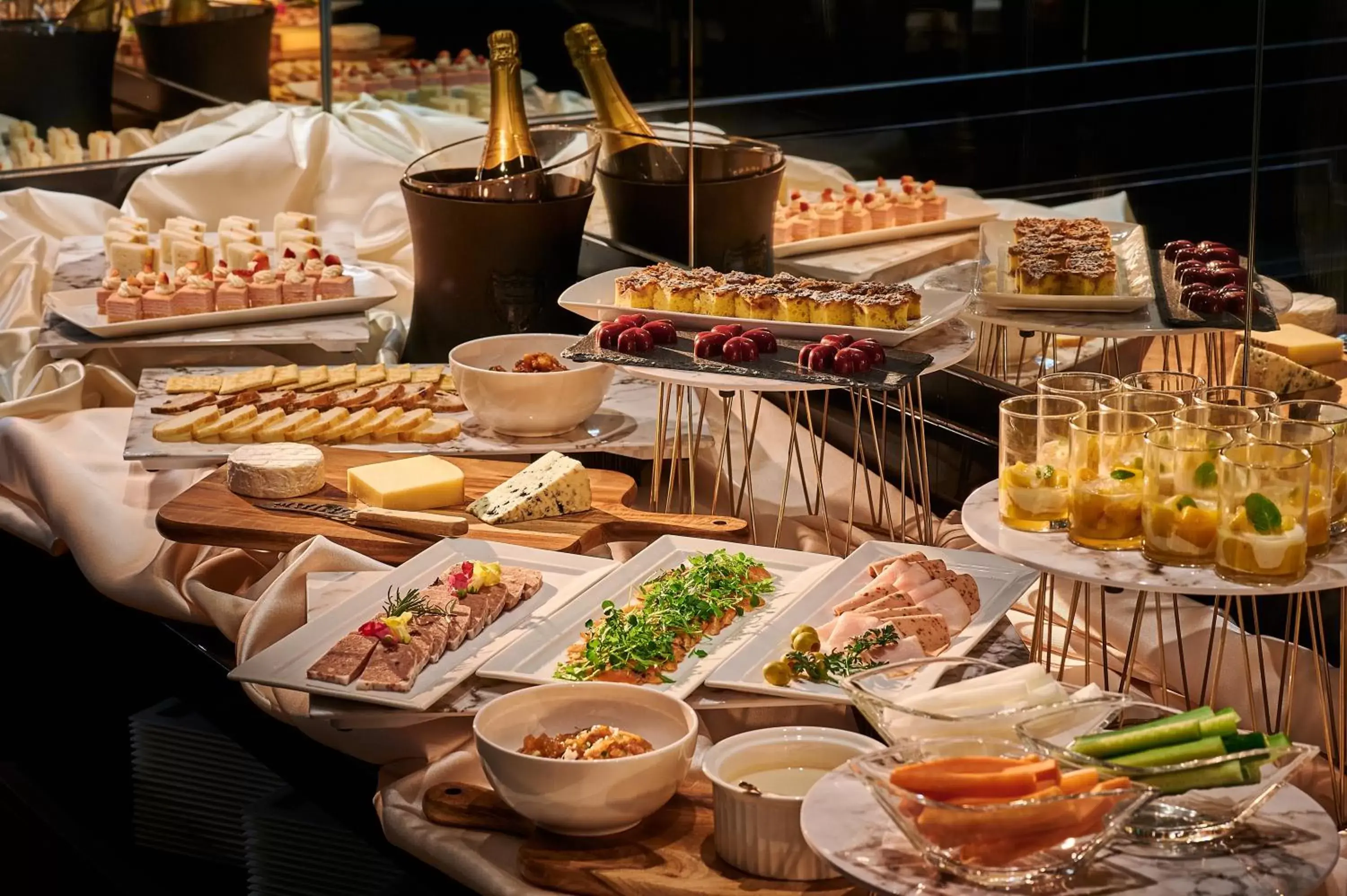 Lounge or bar in InterContinental Tokyo Bay by IHG Lounge or bar in InterContinental Tokyo Bay by IHG