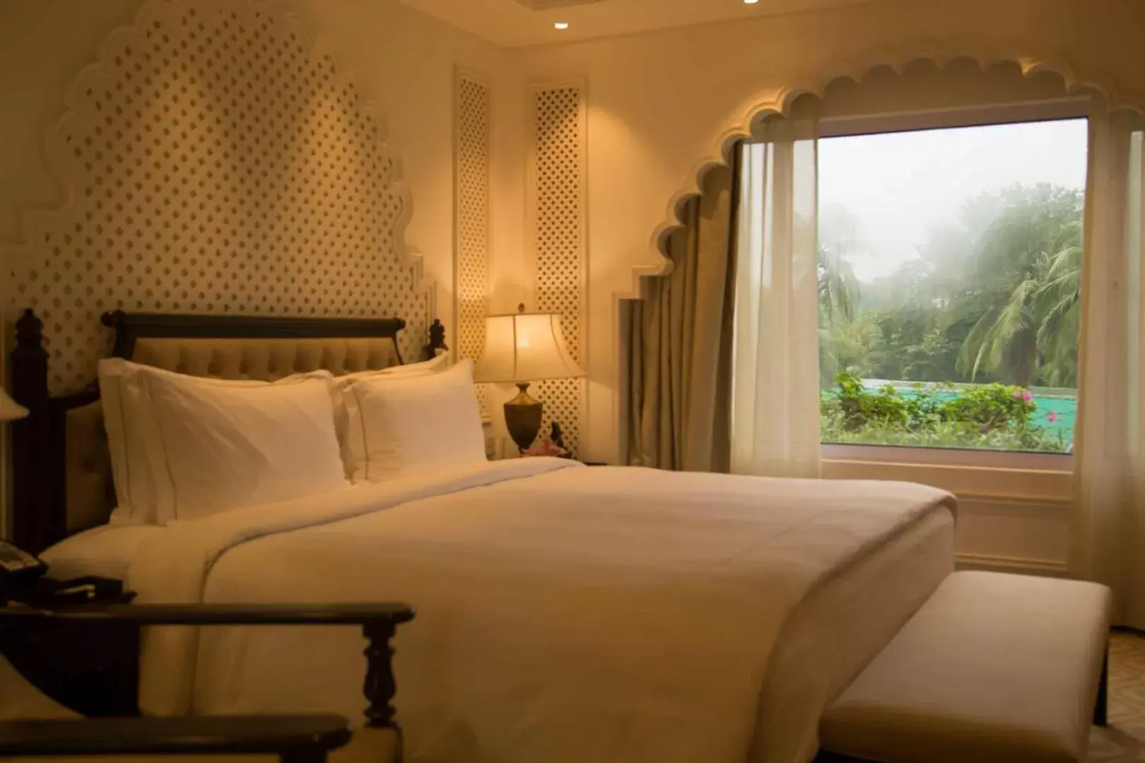 Grand Luxury Suite in Taj Bengal