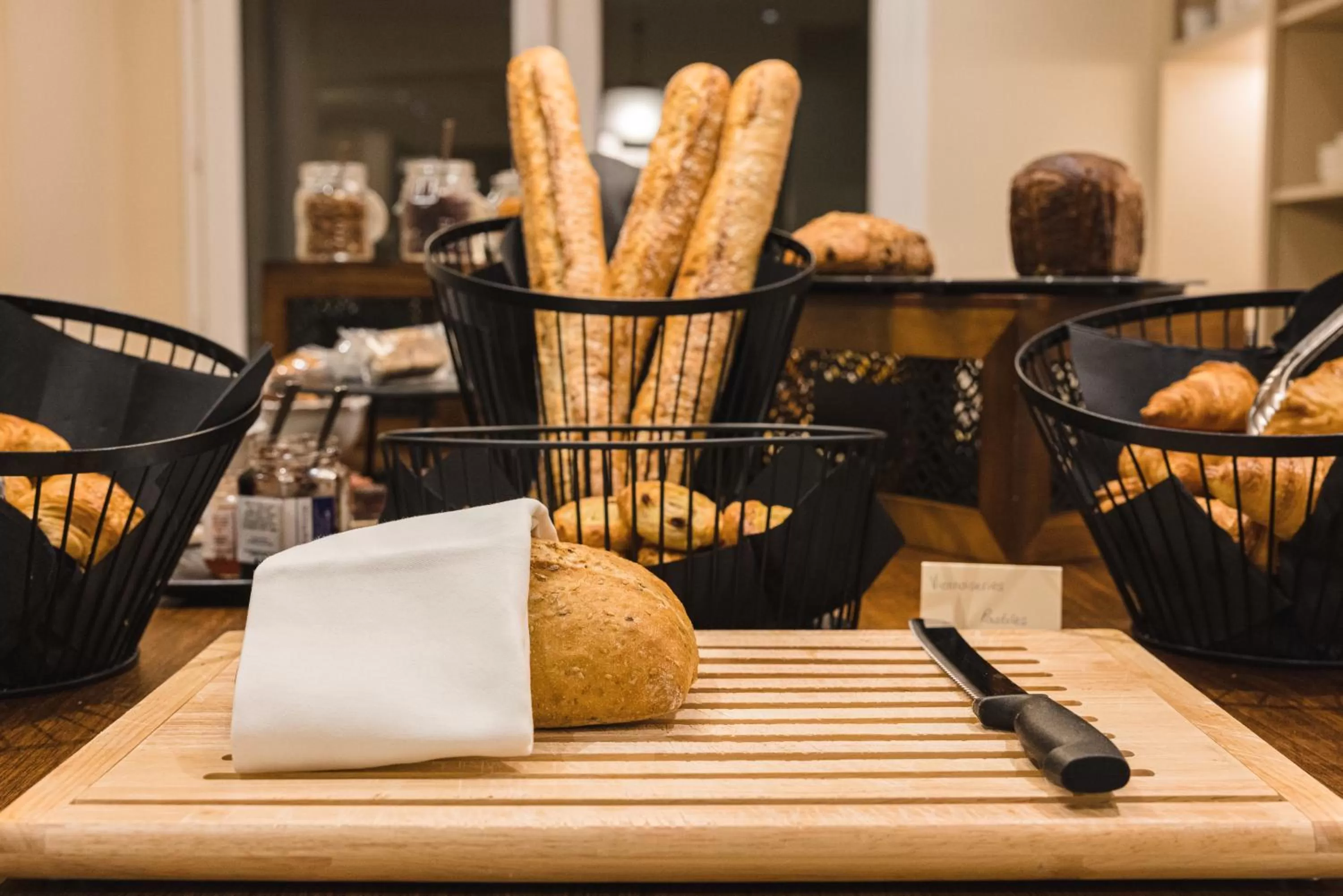 Food in Mercure Bordeaux Centre Gare Atlantic