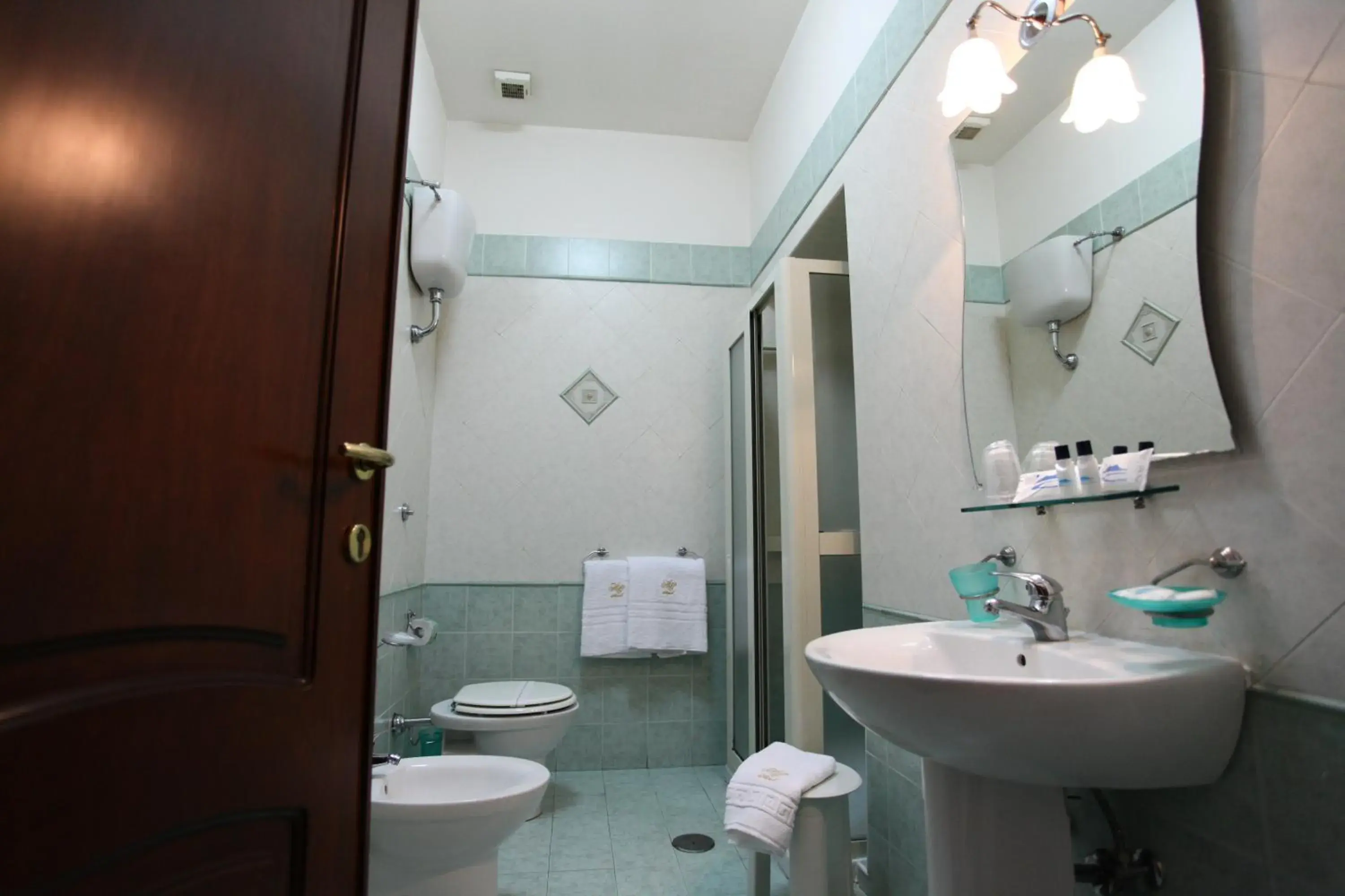 Bathroom in Hotel Garibaldi