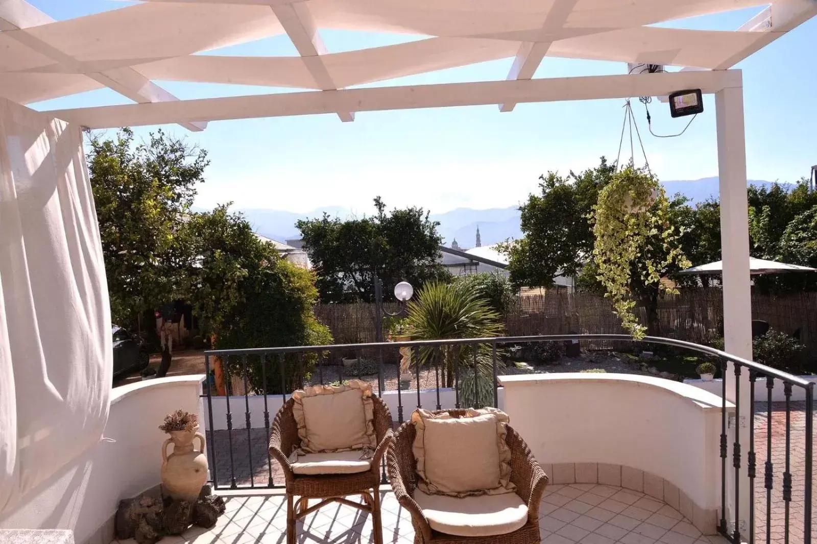 Balcony/Terrace in B&B VESUVIAN STONE