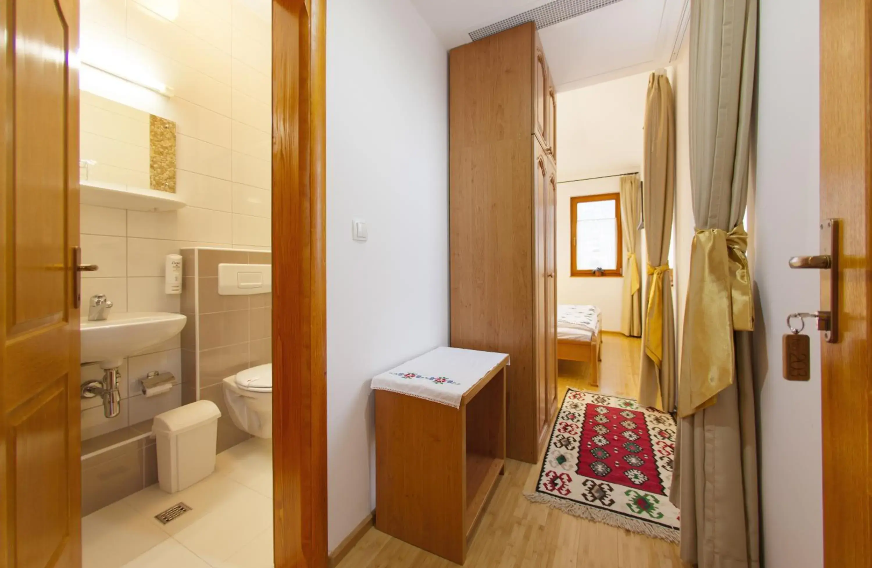 Bathroom in Hotel Almira