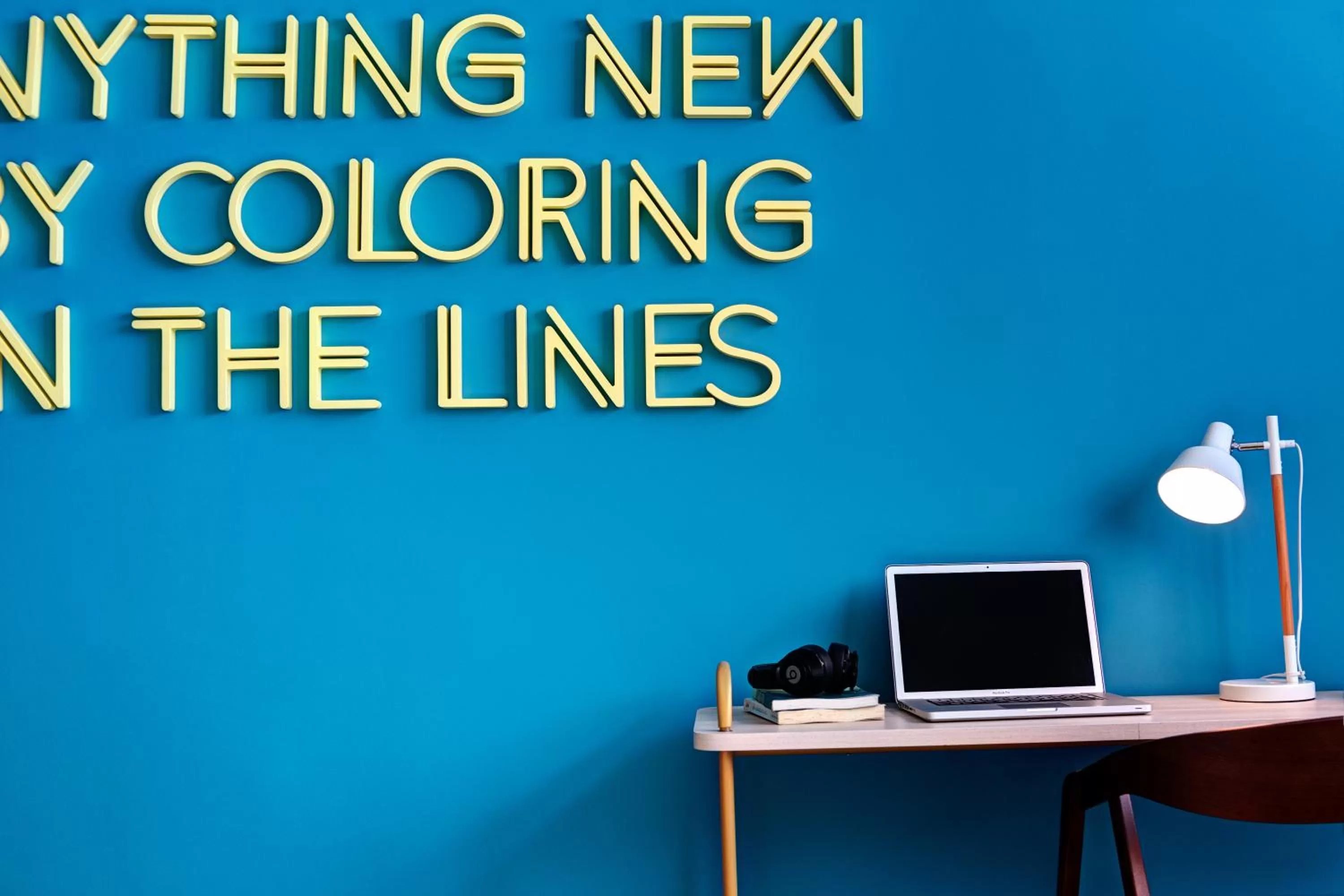 Living room in Colors Urban Hotel Thessaloniki