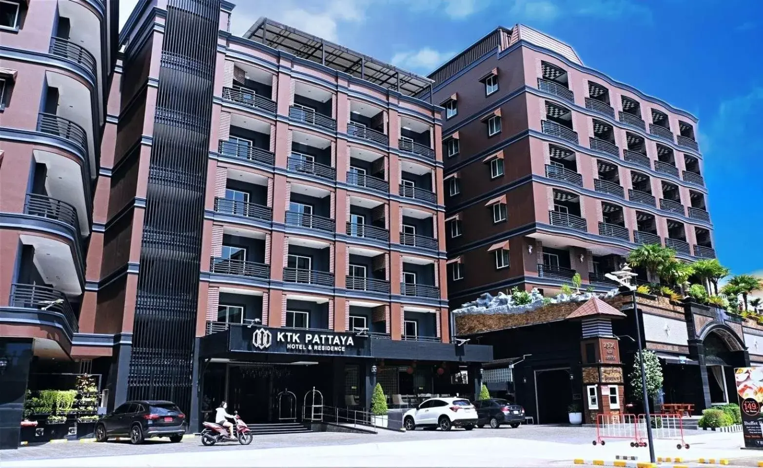 Property Building in KTK Pattaya Hotel & Residence