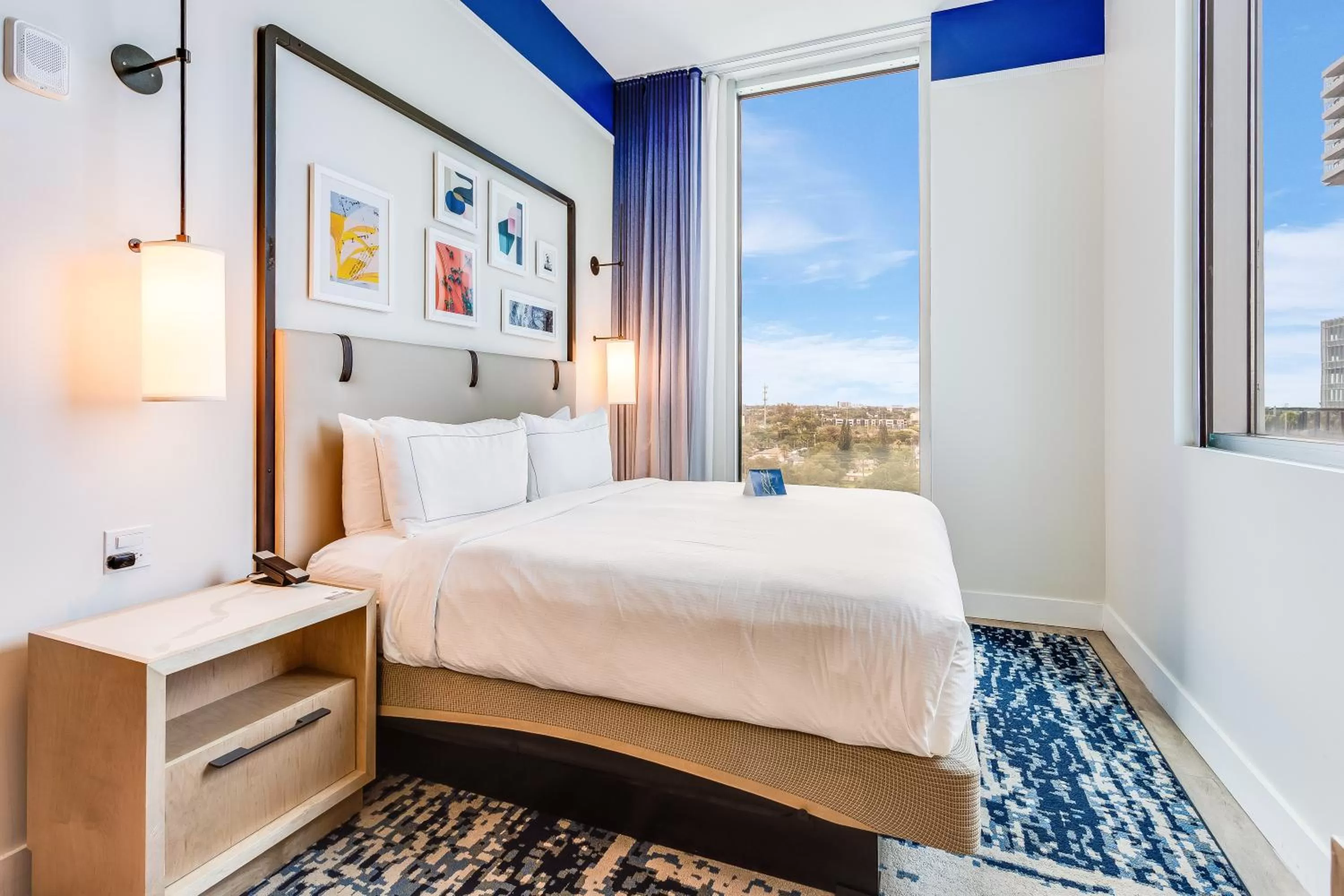 Bed in SERENA Hotel Aventura Miami, Tapestry Collection by Hilton