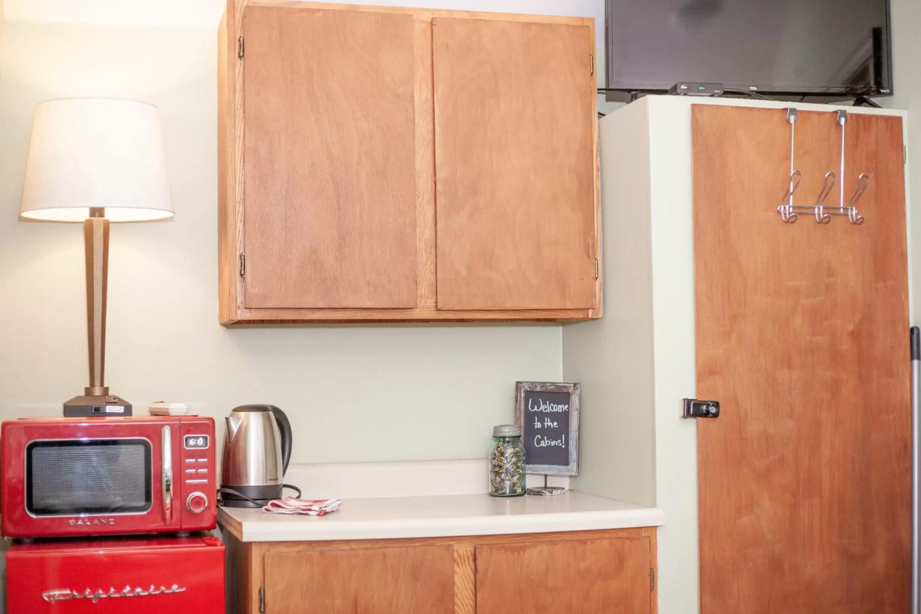 kitchen, Kitchen/Kitchenette in Crooked River Ranch Cabins