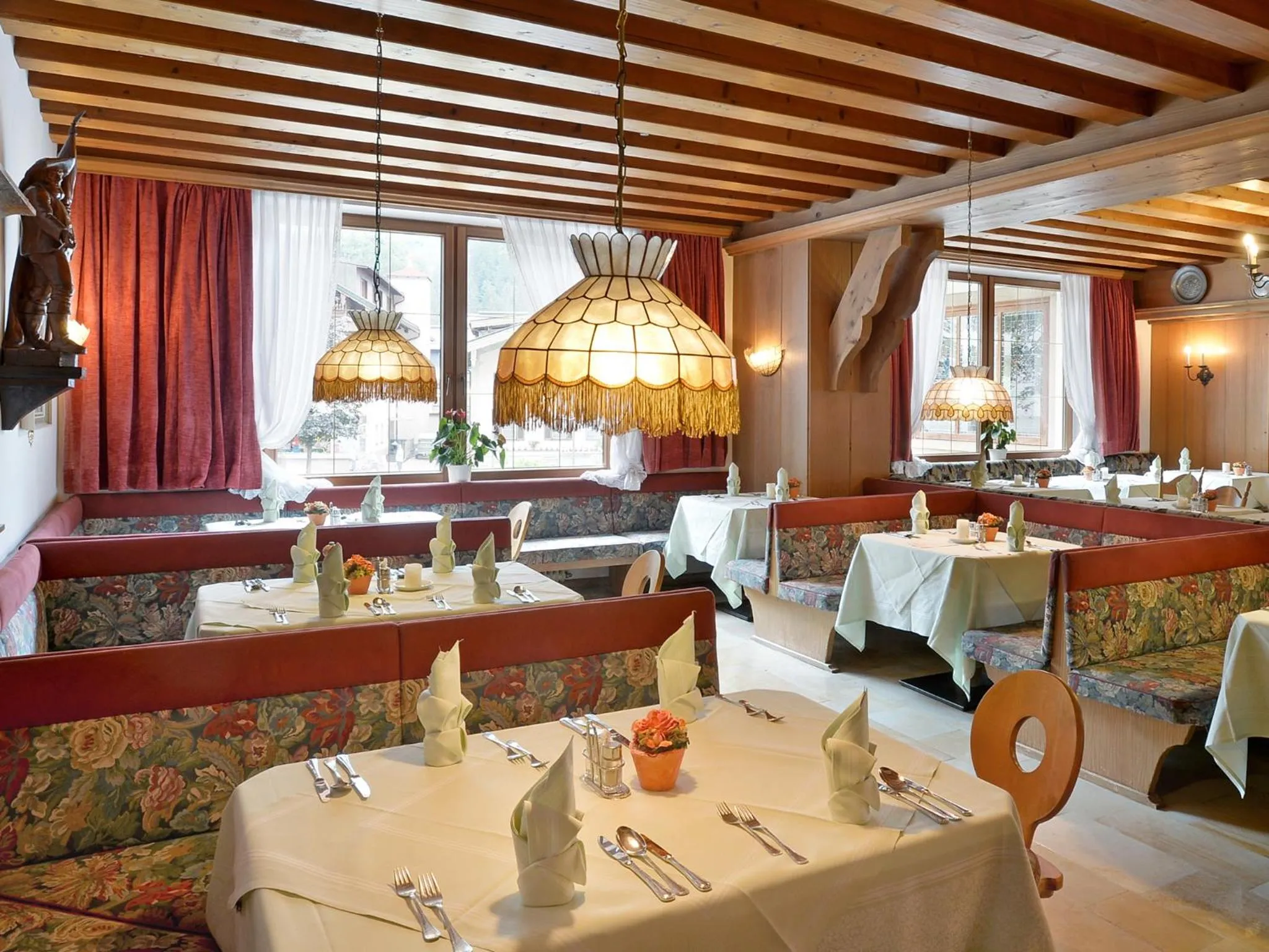 Restaurant/places to eat in Alpenhotel Kramerwirt