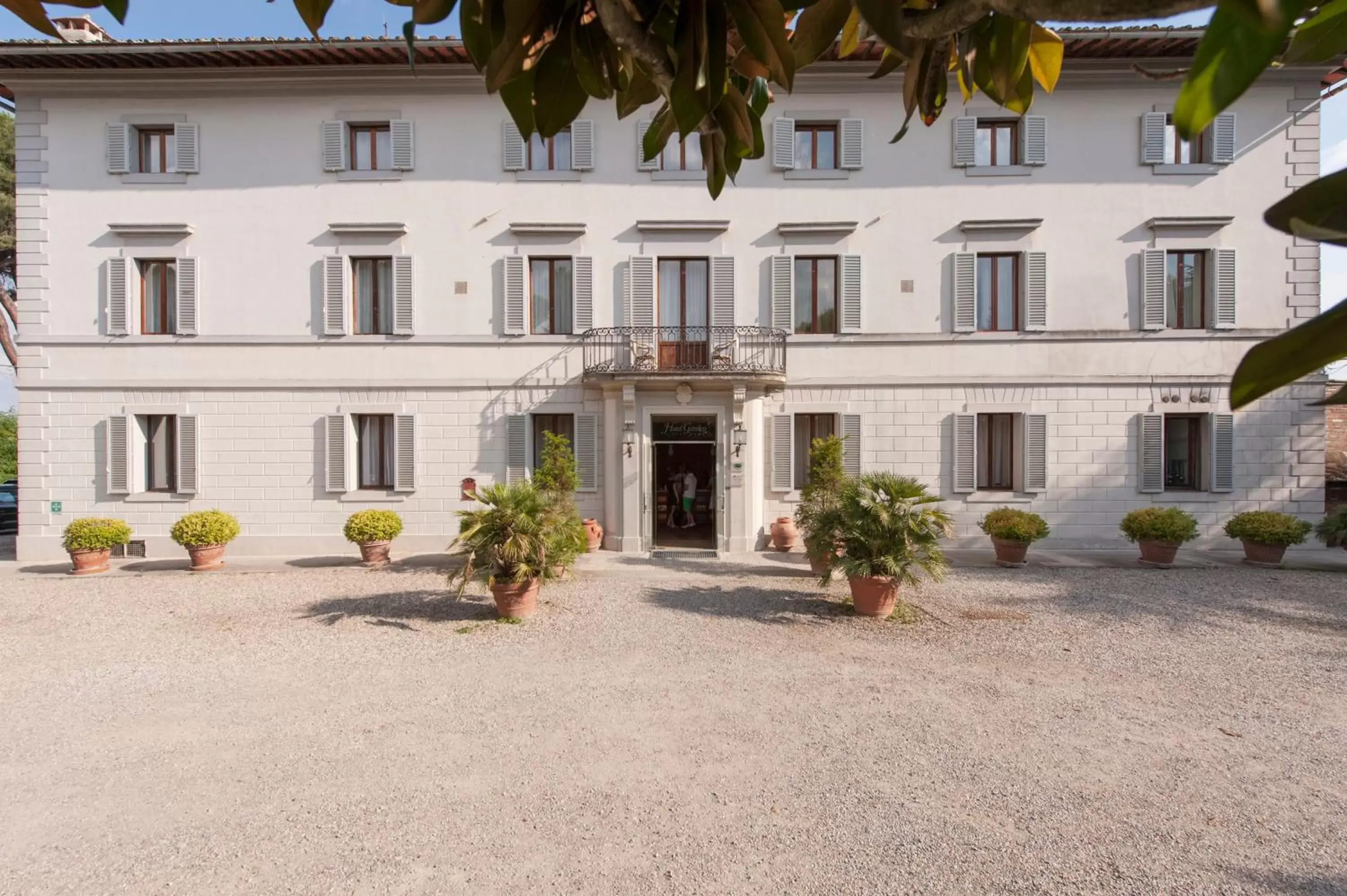 Facade/entrance, Property Building in Hotel Garden