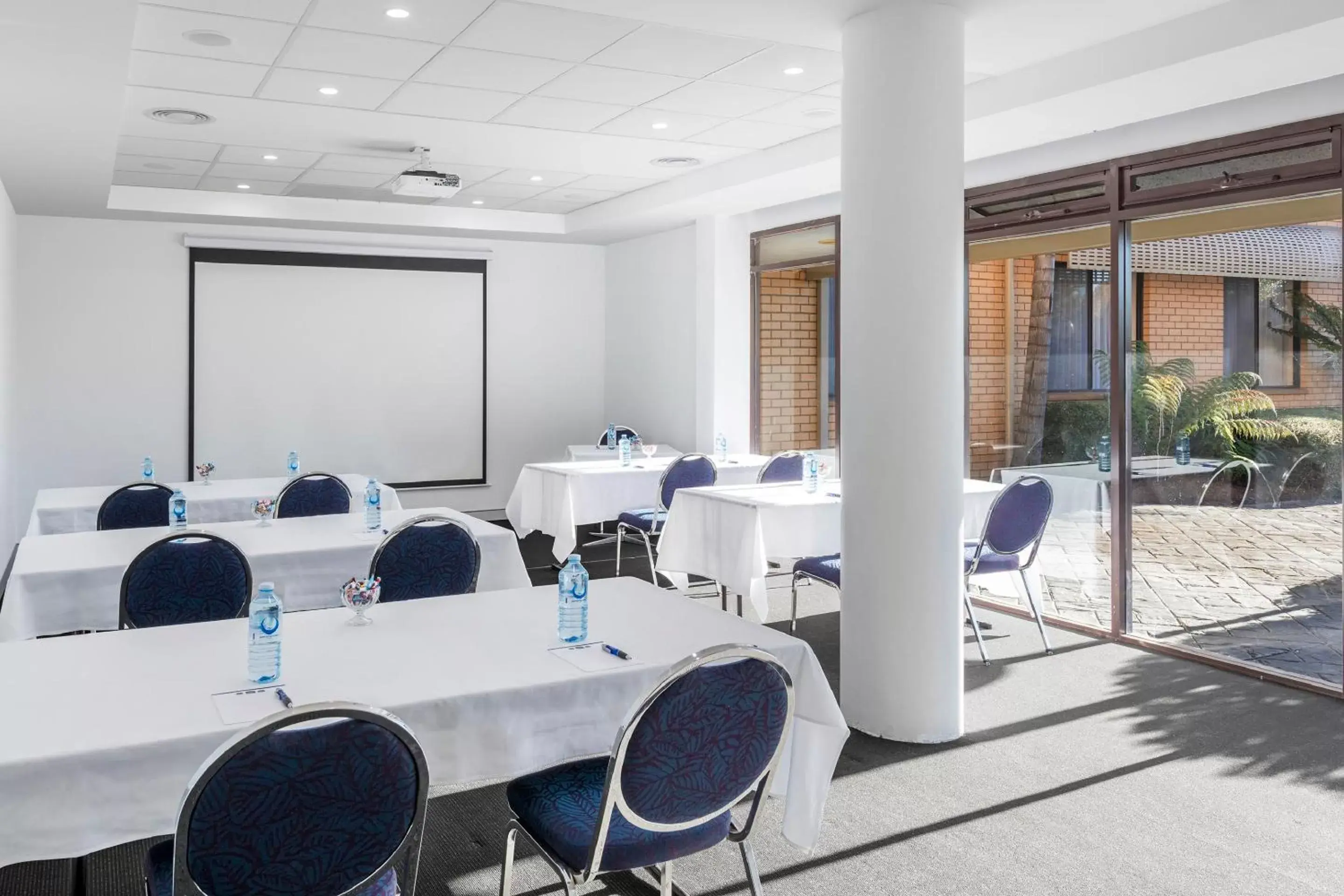 Meeting/conference room in Garden City Hotel, Best Western Signature Collection