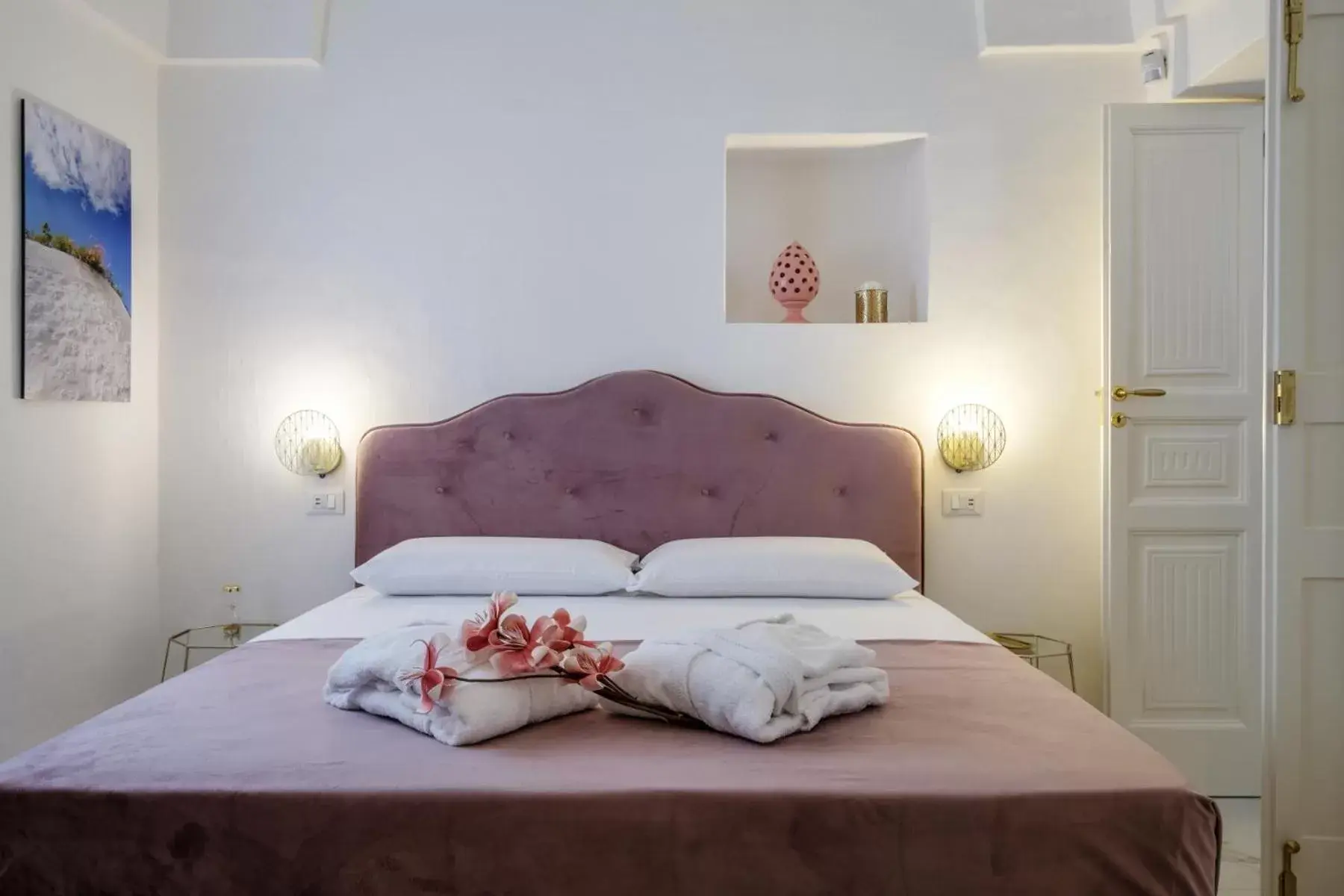 Bedroom in La Bella Ostuni Suites