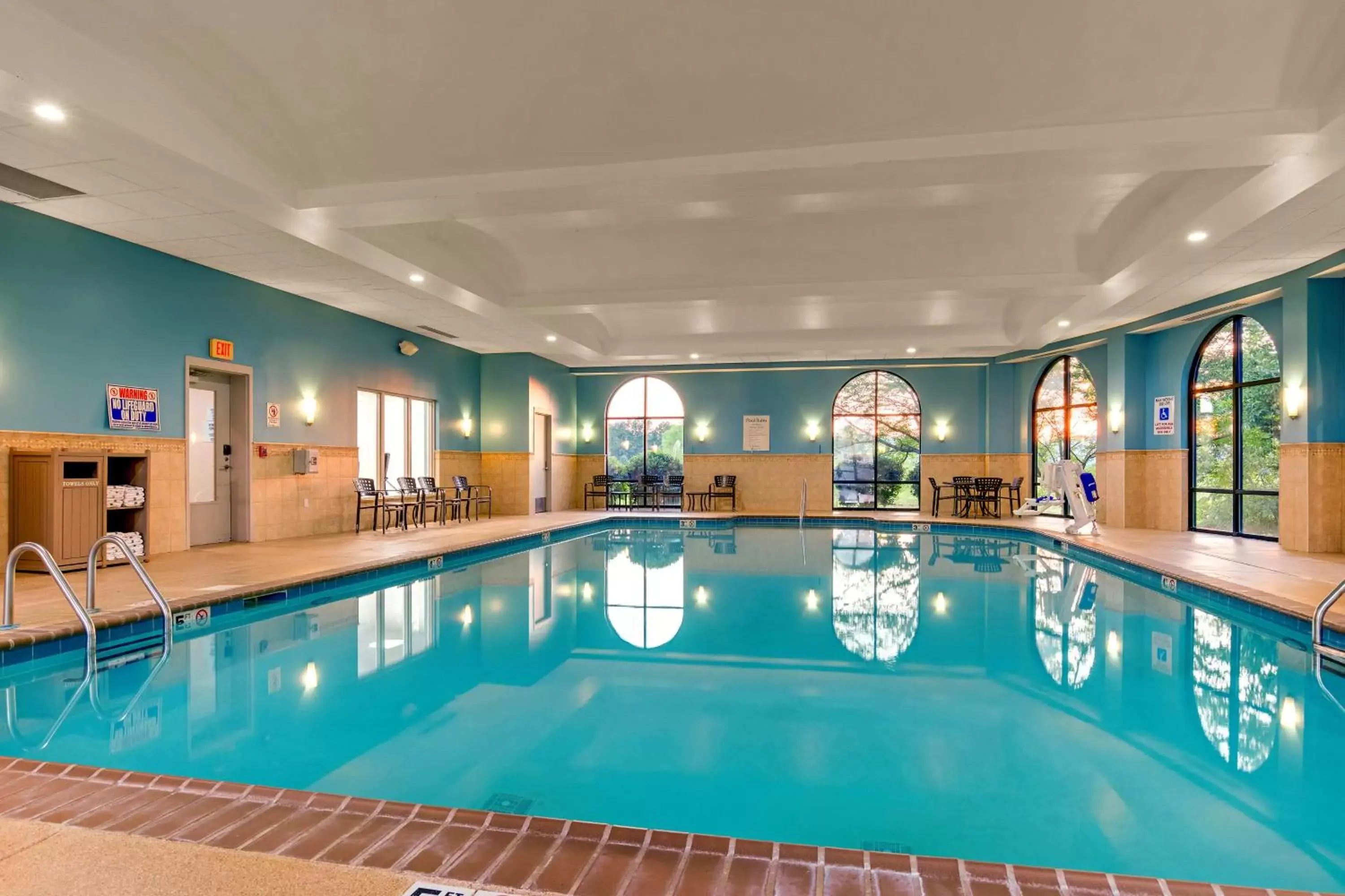 Swimming Pool in Holiday Inn Express Nashville-Opryland, an IHG Hotel
