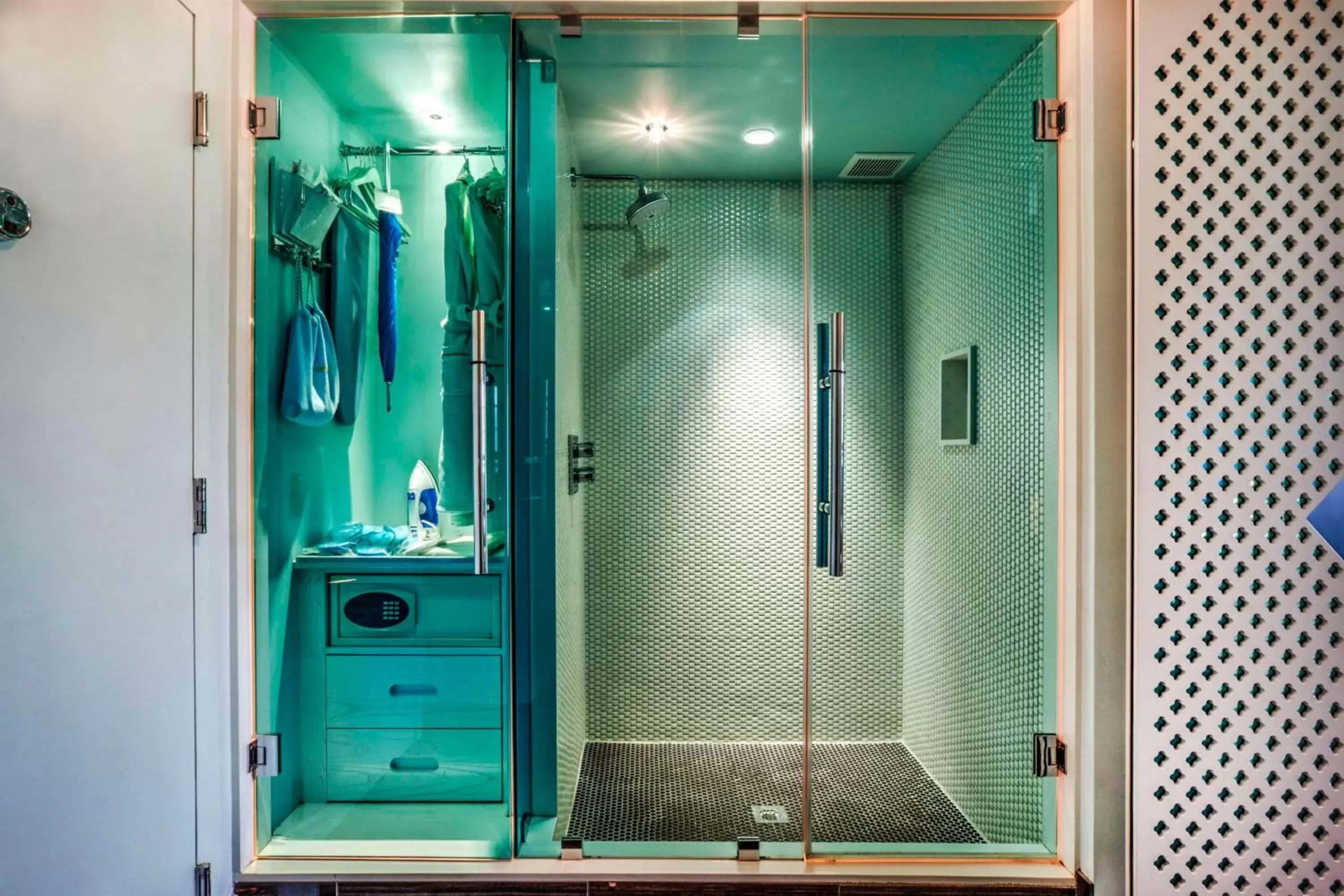 Bathroom in Dream South Beach, Part Of Hyatt