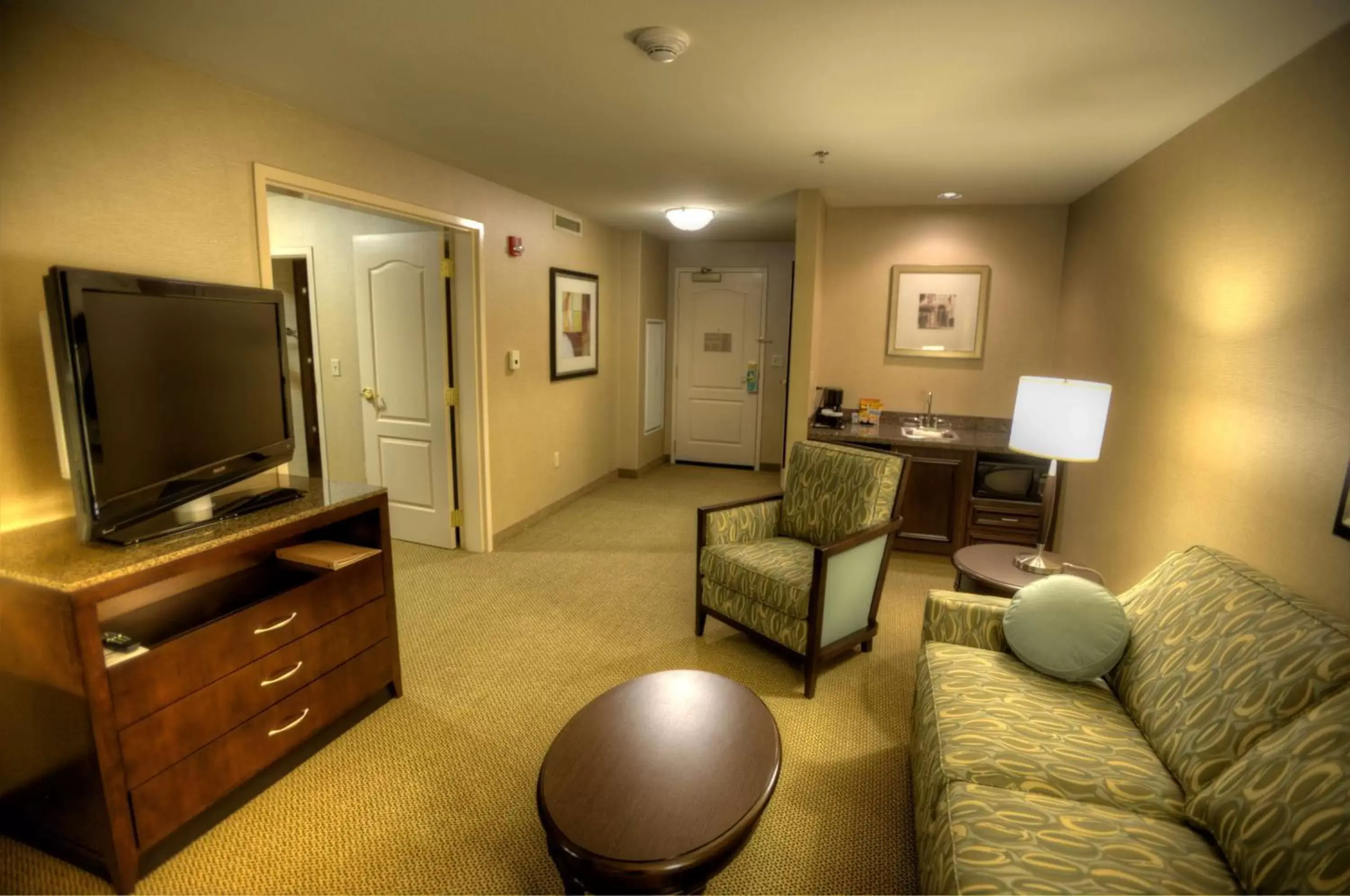 Living room, Seating Area in Hilton Garden Inn Omaha East/Council Bluffs