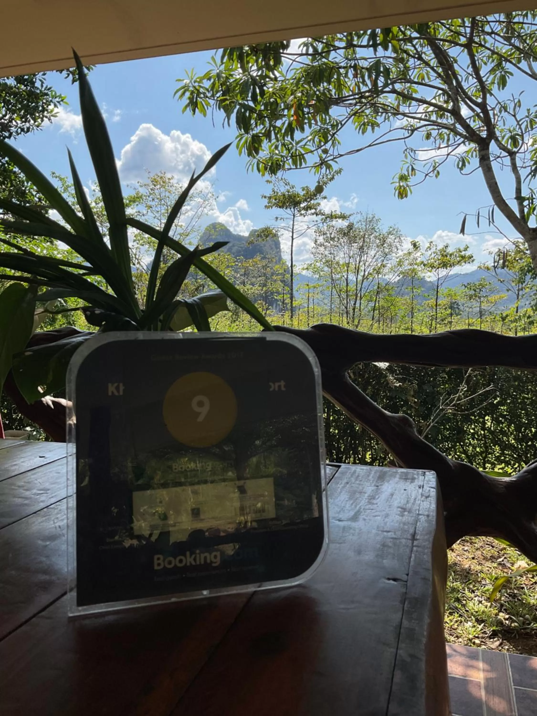 Khao Sok Hill Top Resort