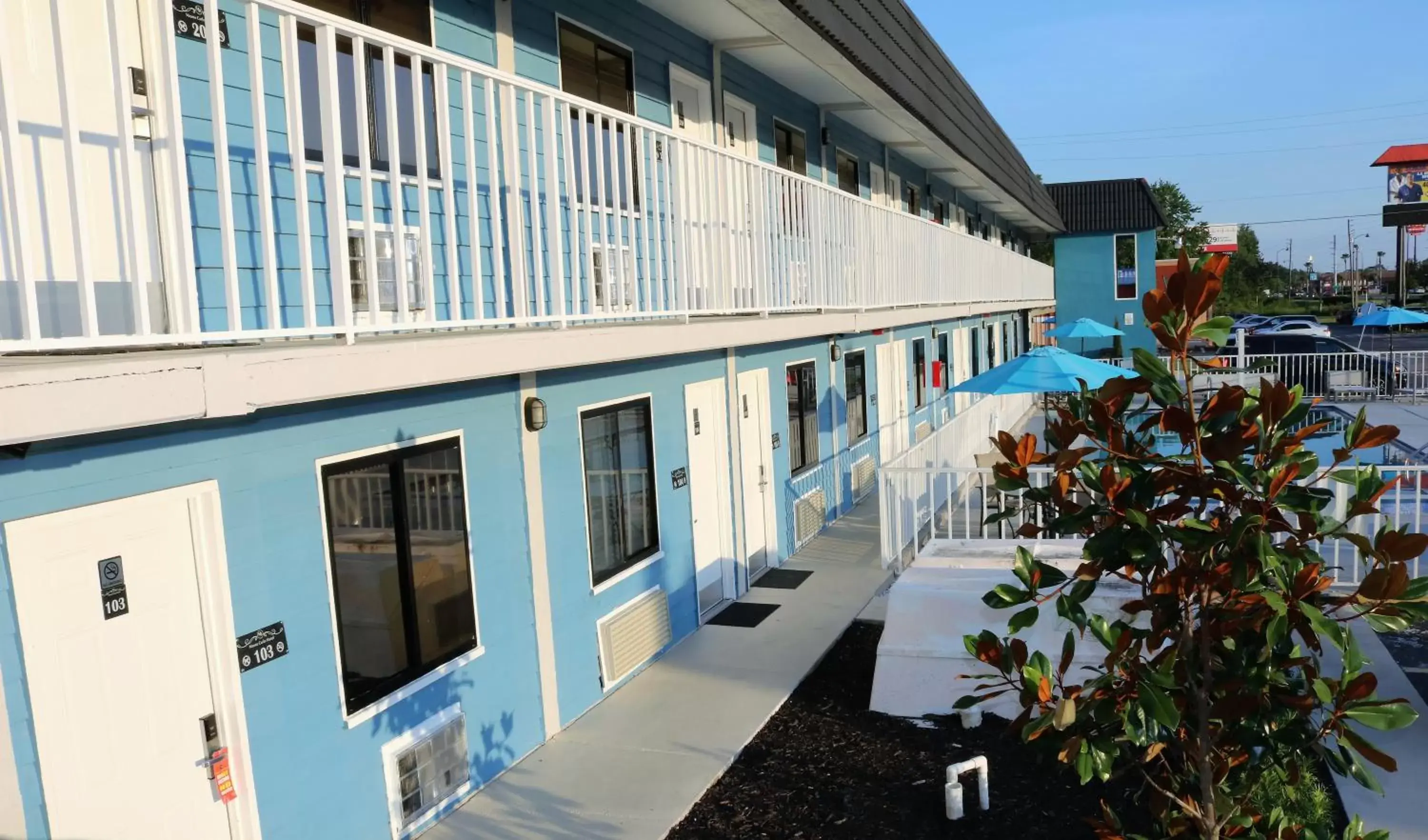 Facade/entrance, Property Building in Monte Carlo Inn- Near Disney